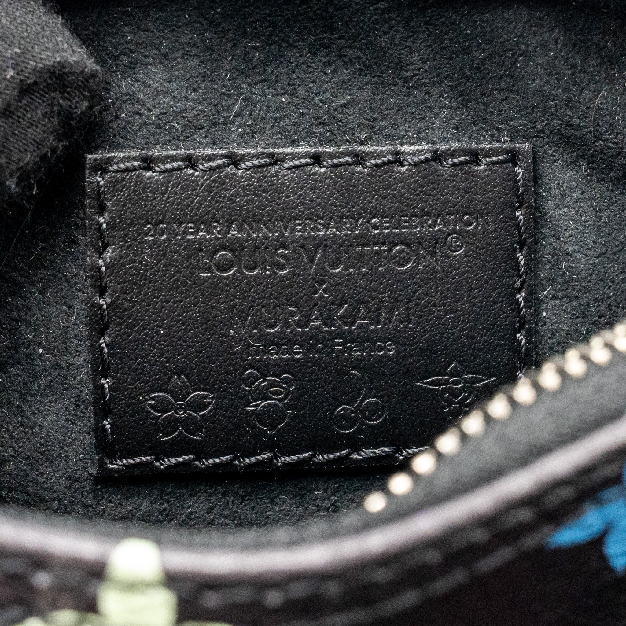 lv-black-1