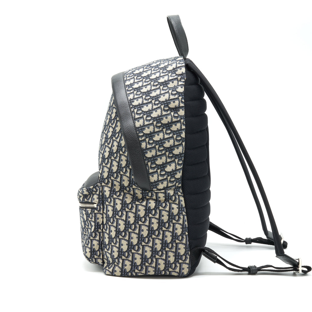 dior-rider-backpack-beige-and-black-dior-oblique-jacquard