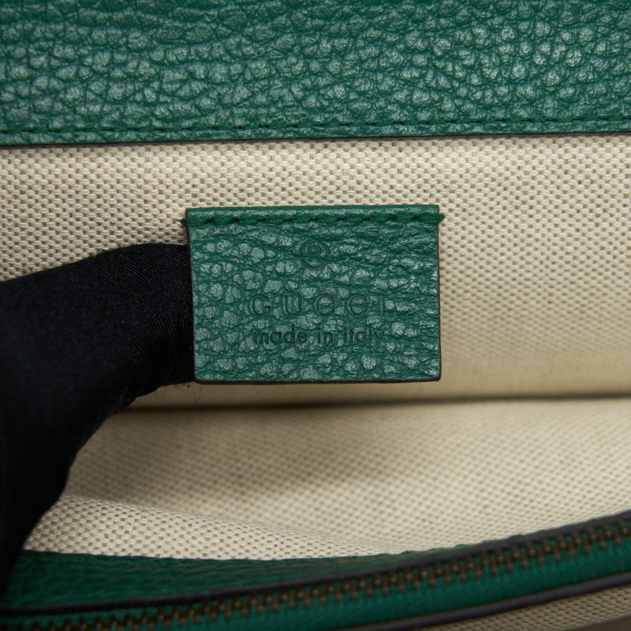 gucci-dionysus-small-shoulder-bag-green-with-multicolour-hardware