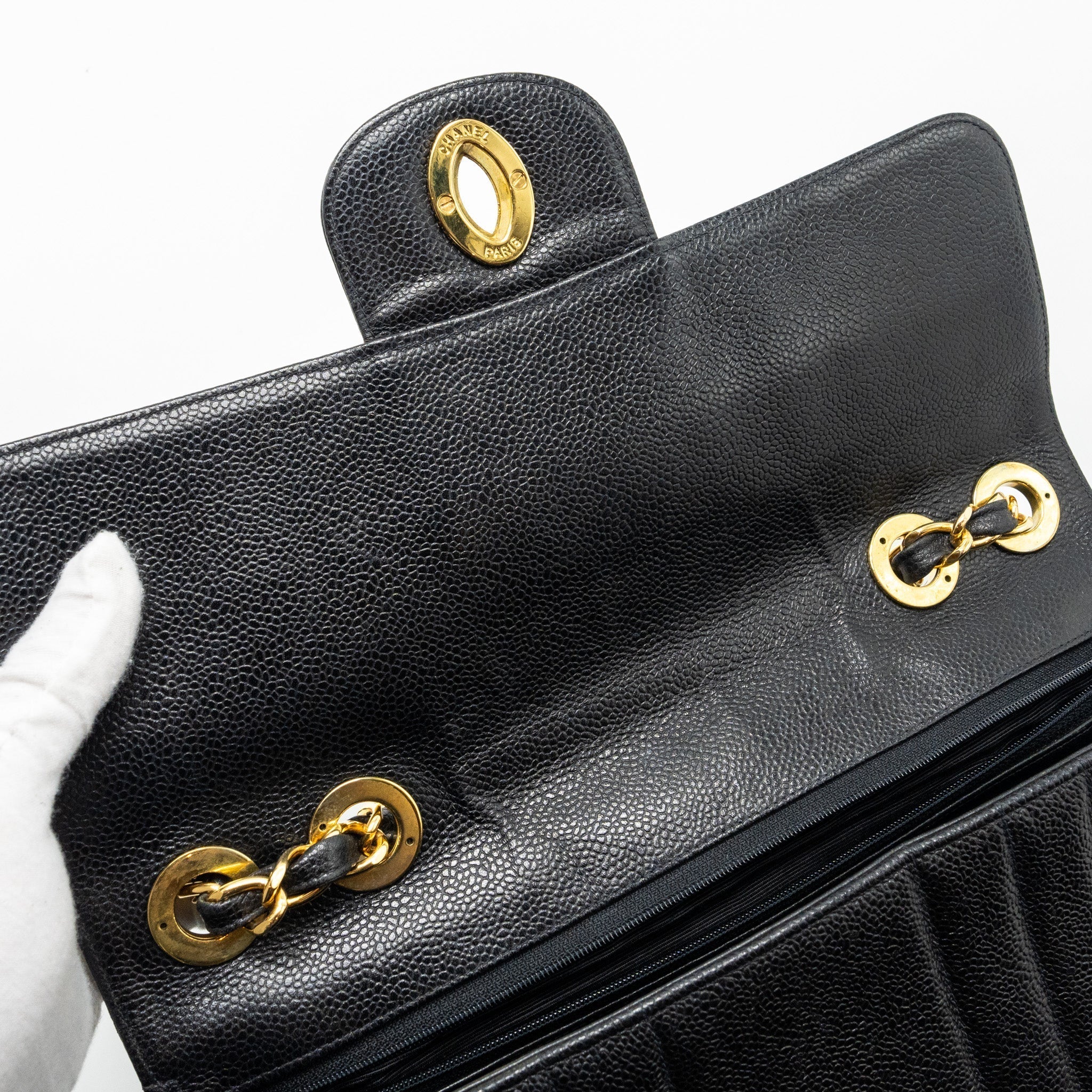 chanel-vintage-vertical-jumbo-flap-bag-caviar-black-ghw-copy-1