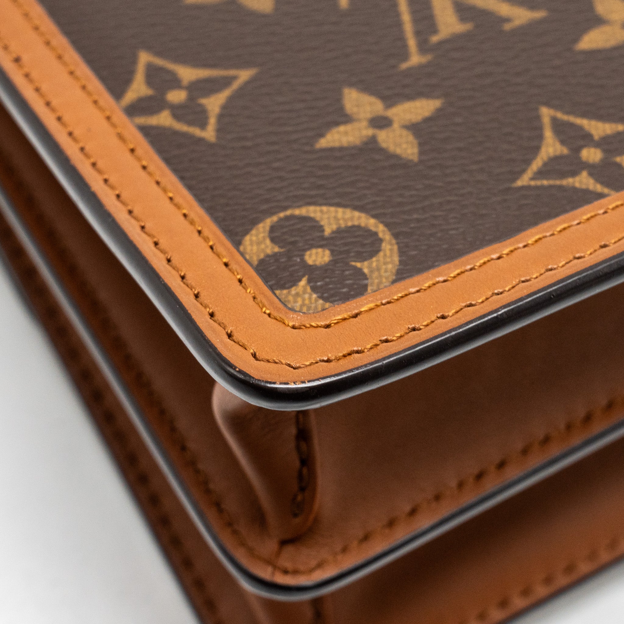 louis-vuitton-mini-dauphine-monogram-canvas-ghw-4