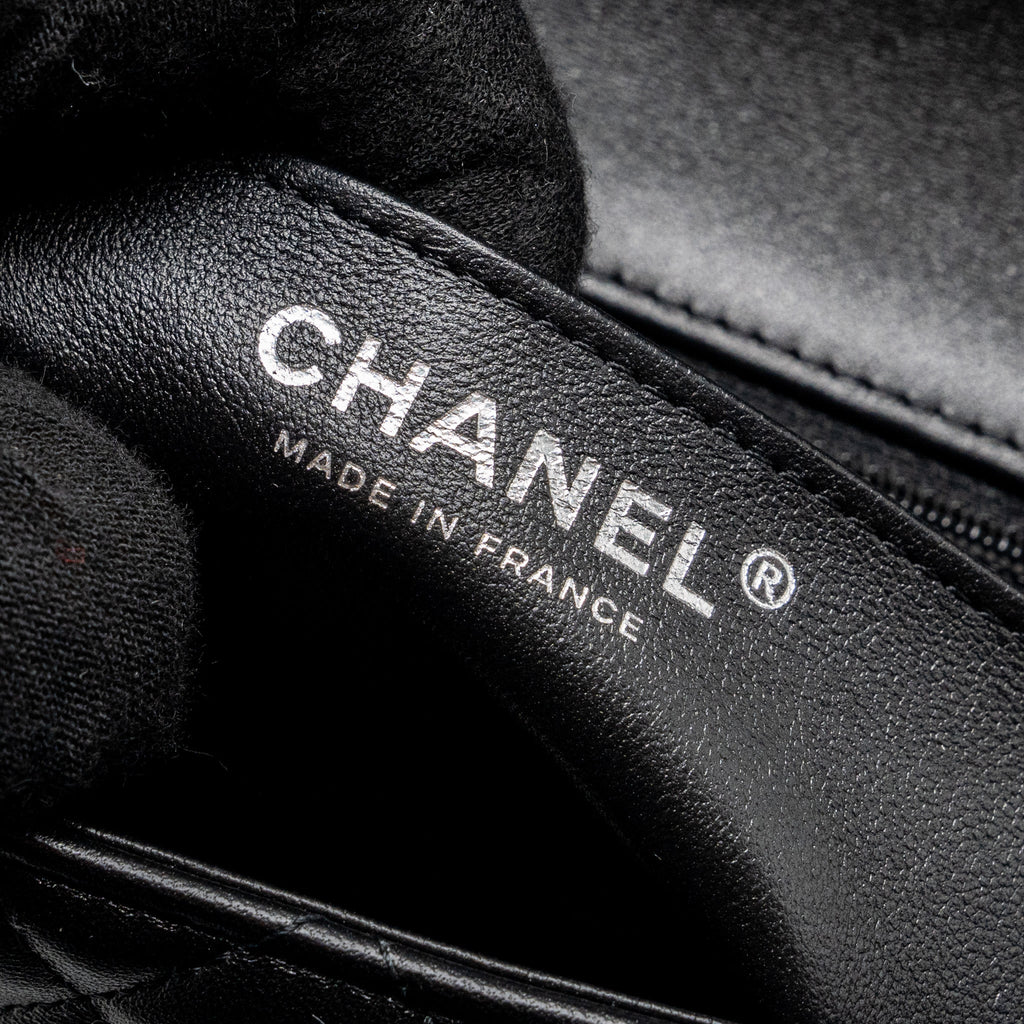 chanel-mini-square-flap-bag-lambskin-black-shw-microchip-copy-1