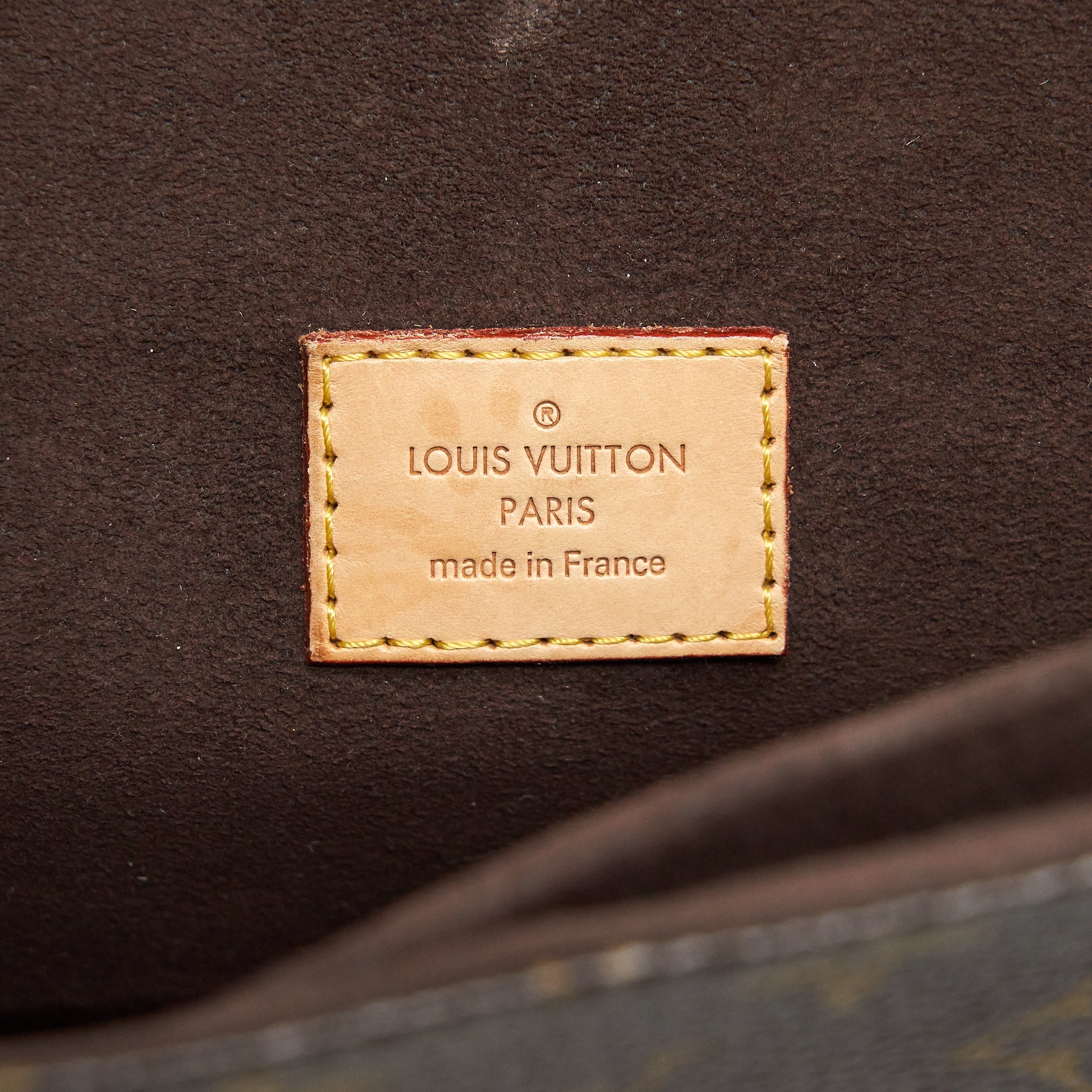 louis-vuitton-pochette-metis-monogram-canvas-year-2015