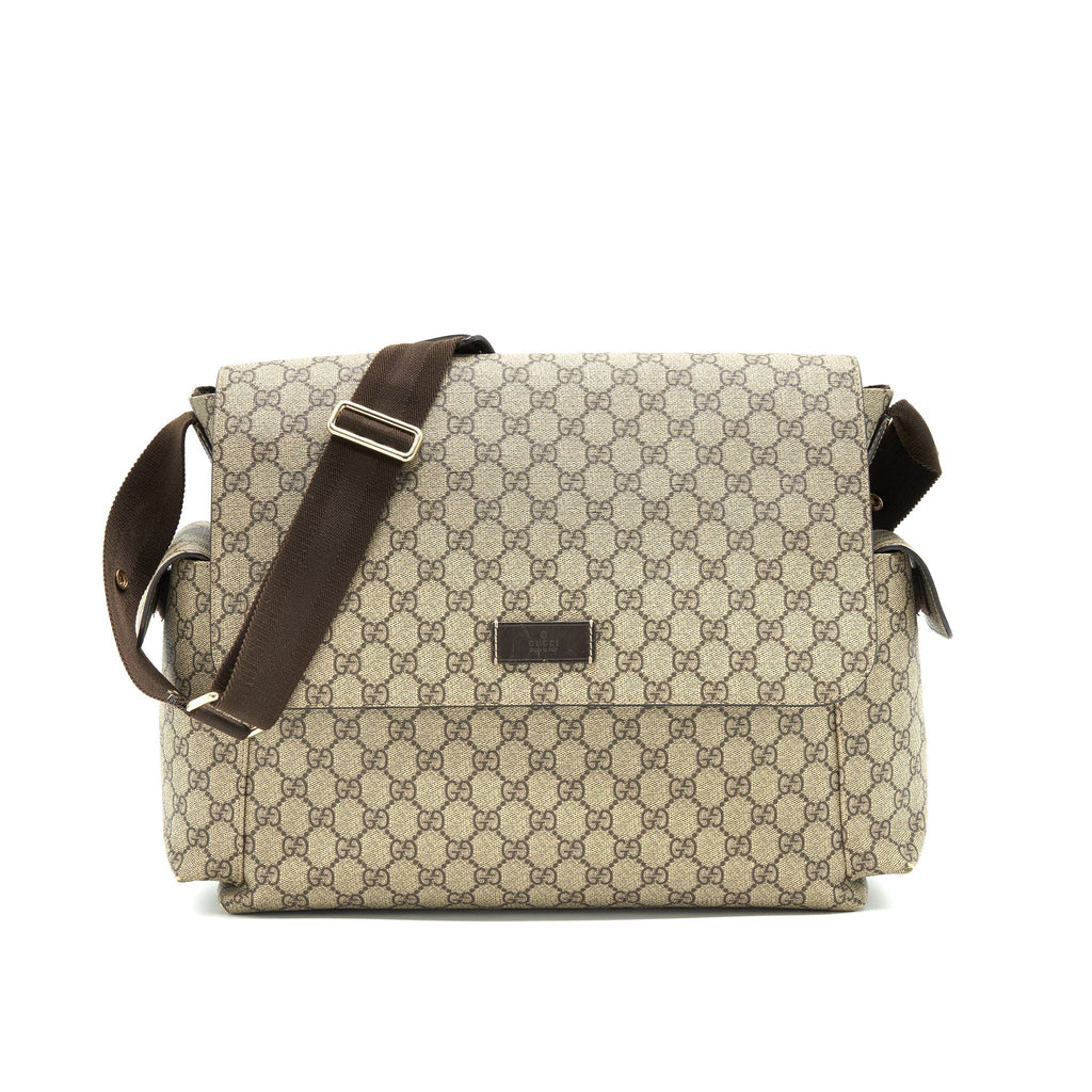 gucci-gg-supreme-canvas-diaper-bag