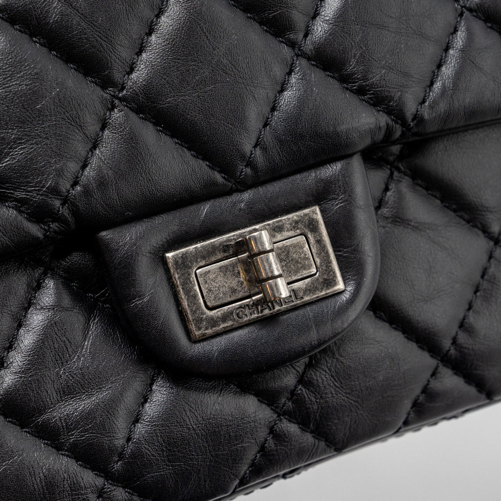 chanel-2-55-226-reissue-flap-bag-aged-calfskin-black-ruthenium-hardware-copy