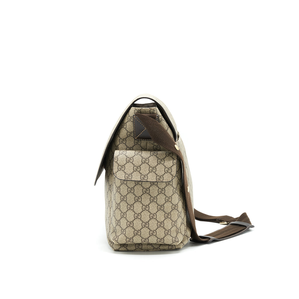 gucci-gg-supreme-canvas-diaper-bag