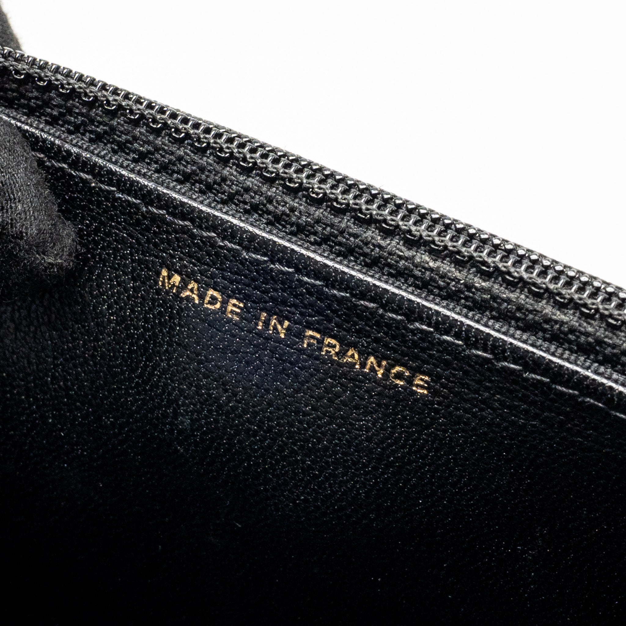 chanel-detailed-strap-wallet-on-chain-lambskin-black-with-multicolour-hardware-microchip-copy