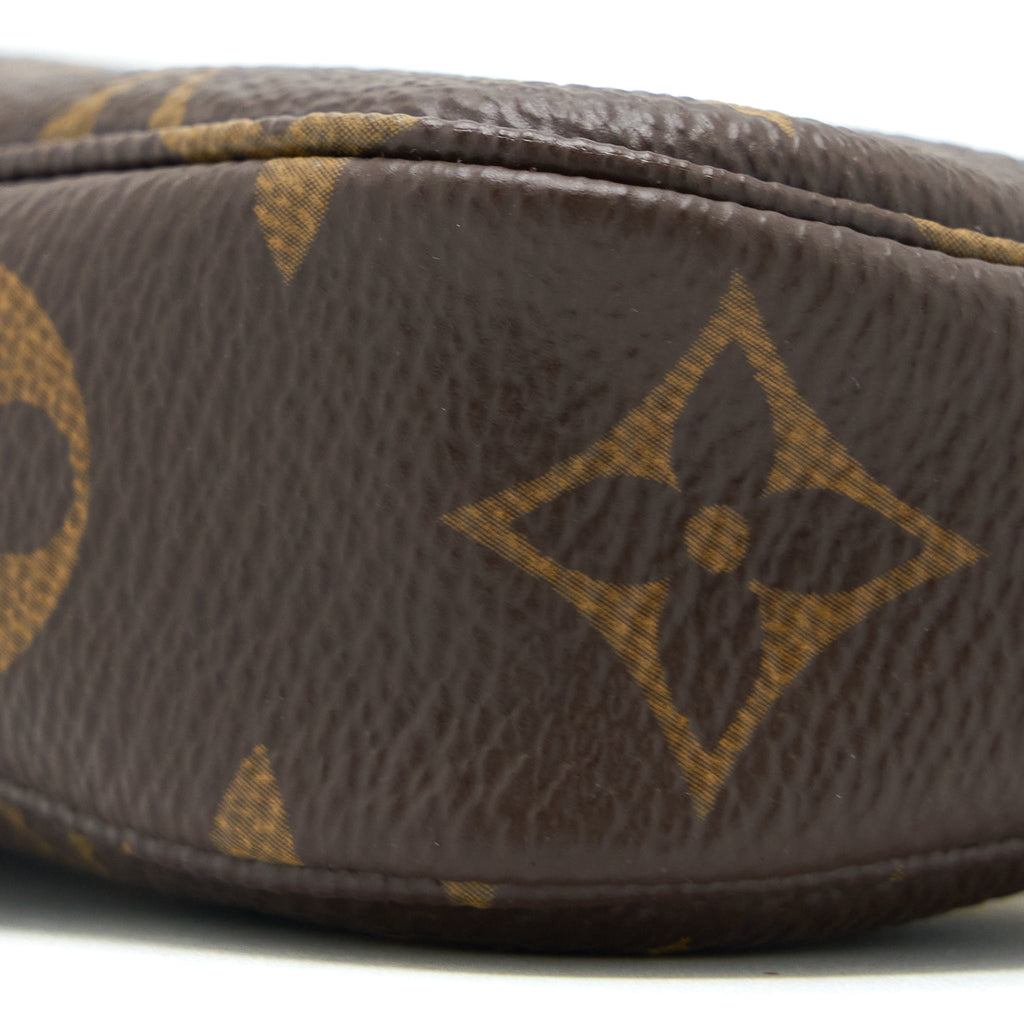 louis-vuitton-mini-pochette-monogram-canvas-ghw-4