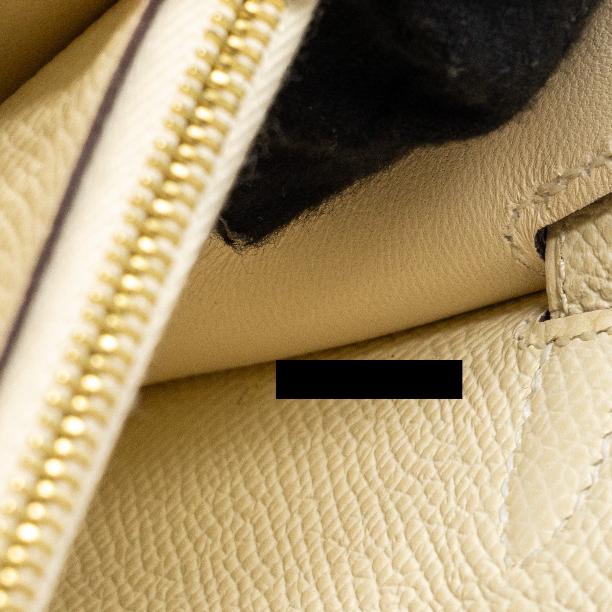 hermes-classic-kelly-to-go-epsom-nata-ghw-stamp-b