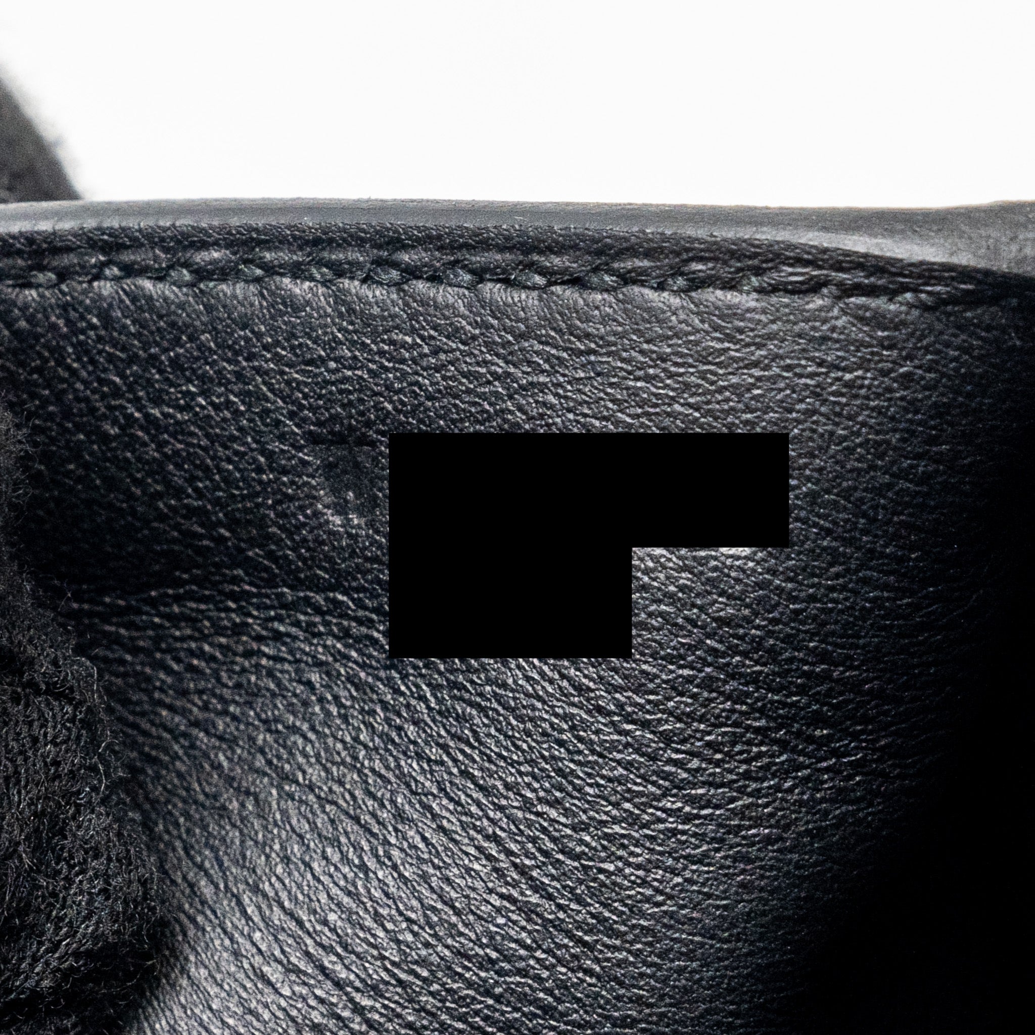 hermes-mini-lindy-clemence-black-shw-stamo-u