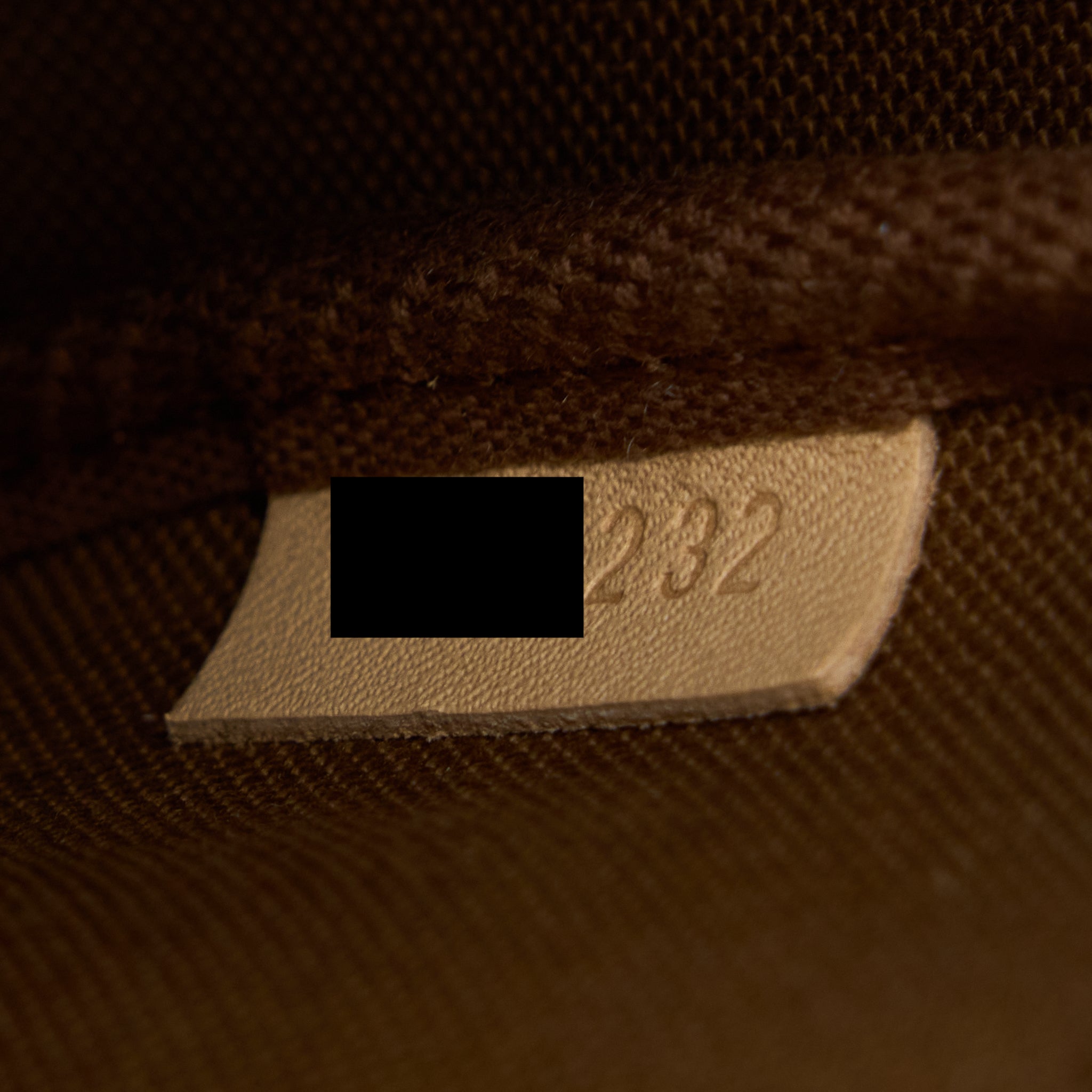 louis-vuitton-mini-pochette-monogram-canvas-ghw-4