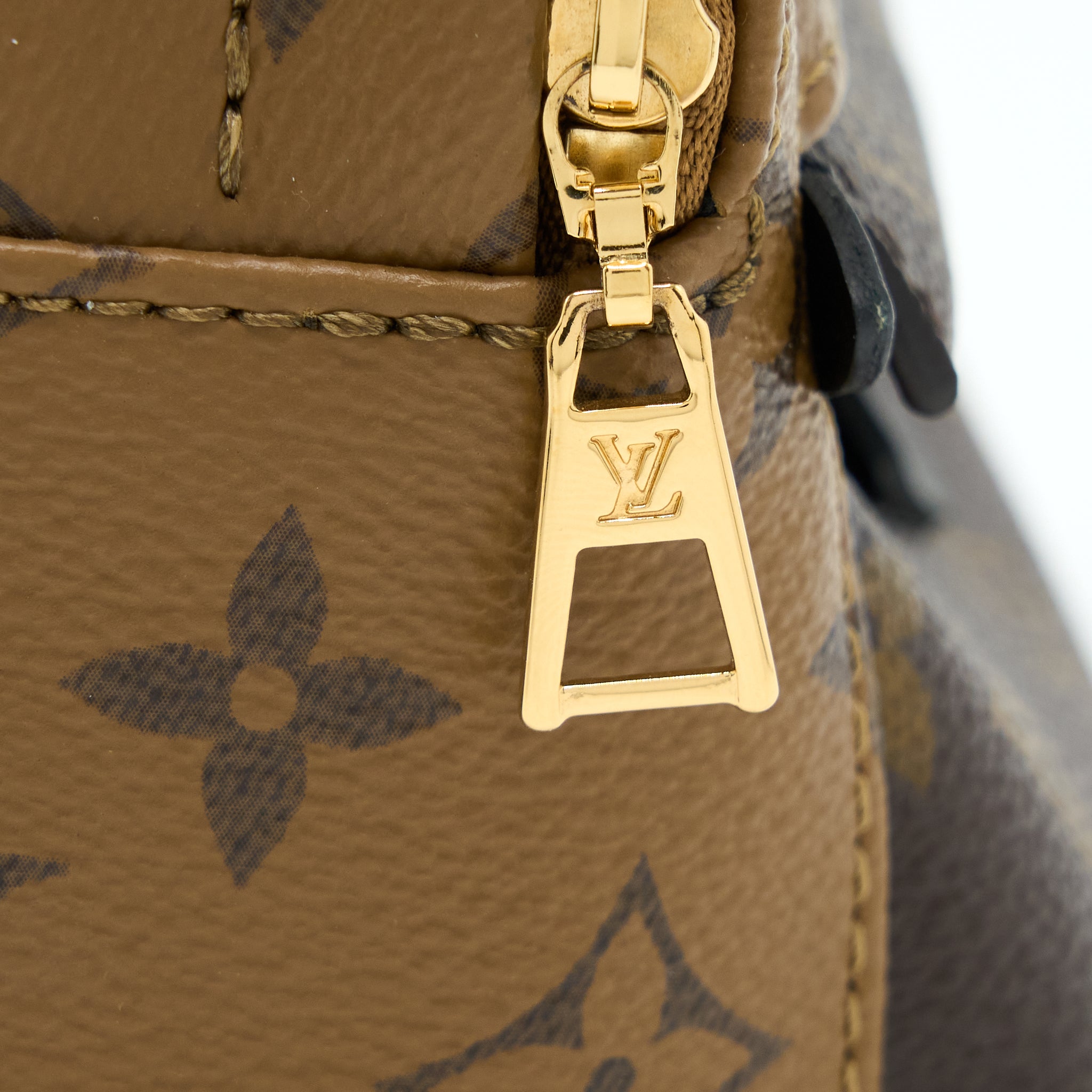 louis-vuitton-palm-springs-mini-backpack-monogram-reverse-canvas-ghw