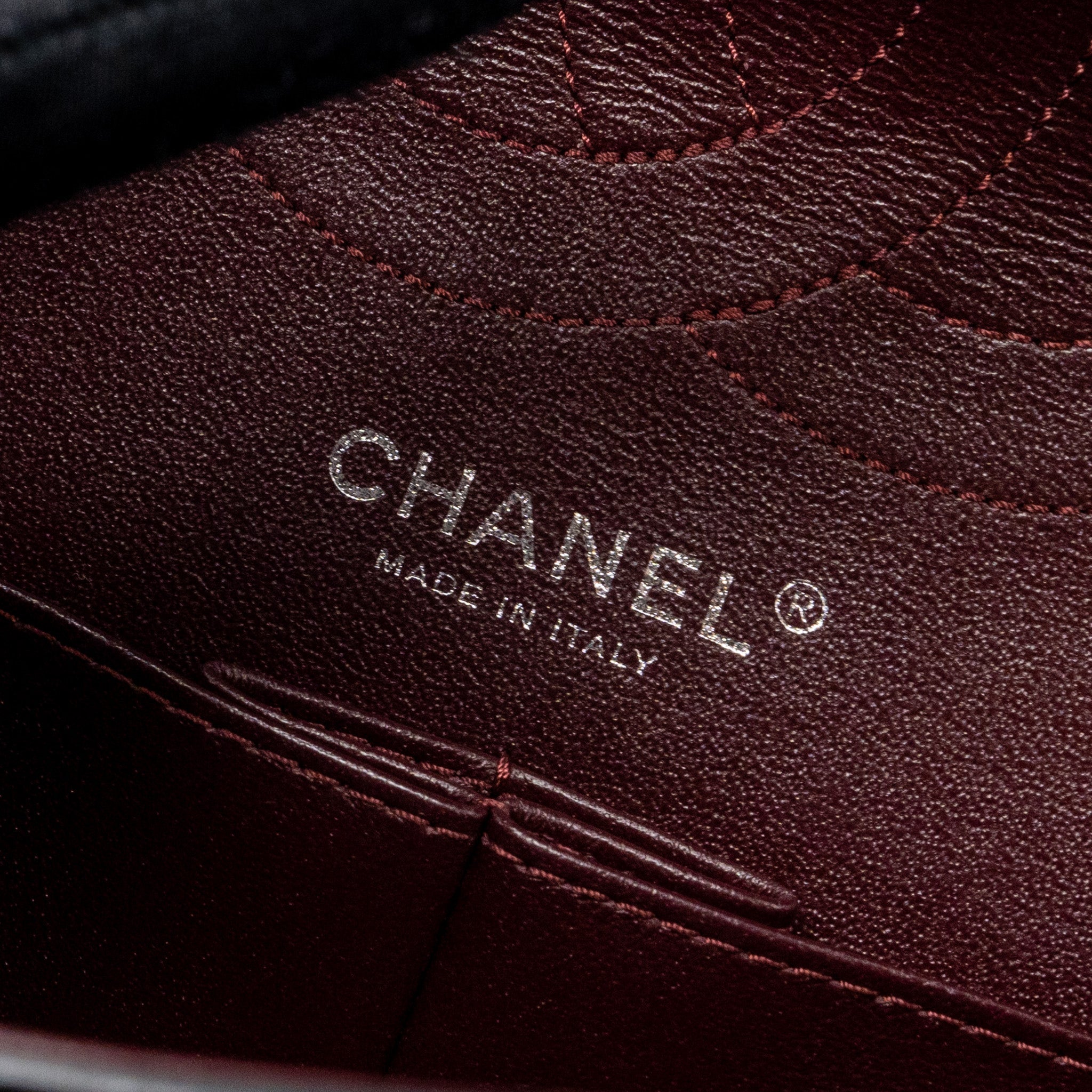 chanel-2-55-226-reissue-flap-bag-aged-calfskin-black-ruthenium-hardware-copy