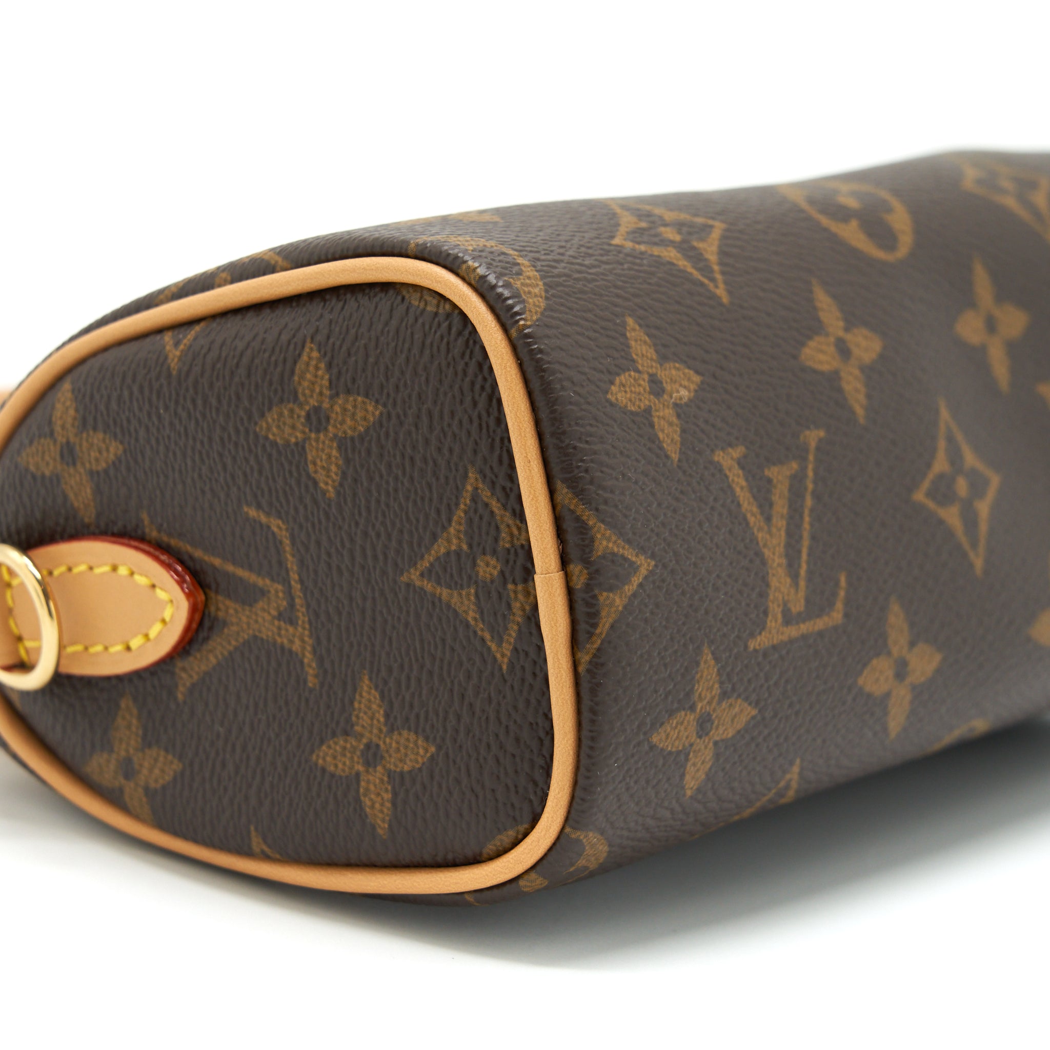 louis-vuitton-nano-speedy-monogram-canvas-new-version