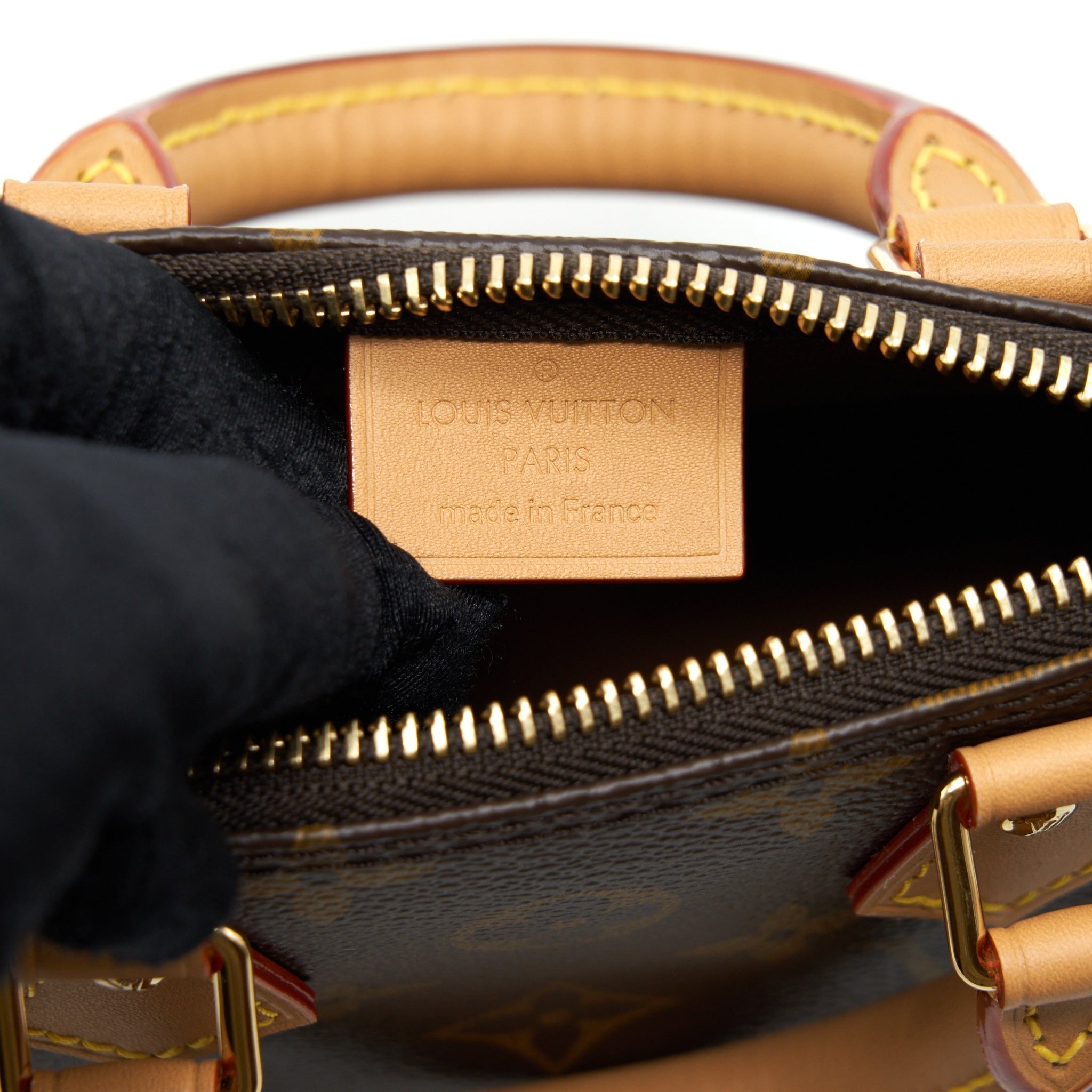 louis-vuitton-nano-speedy-monogram-canvas-new-version