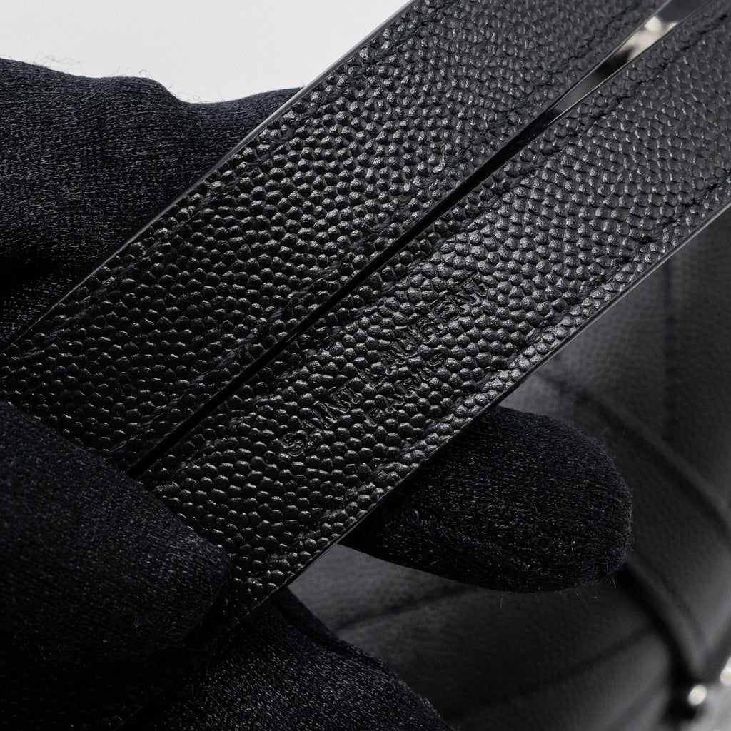 saint-laurent-ysl-envelope-medium-chain-bag-grained-calfskin-mix-matelasse-black-shw