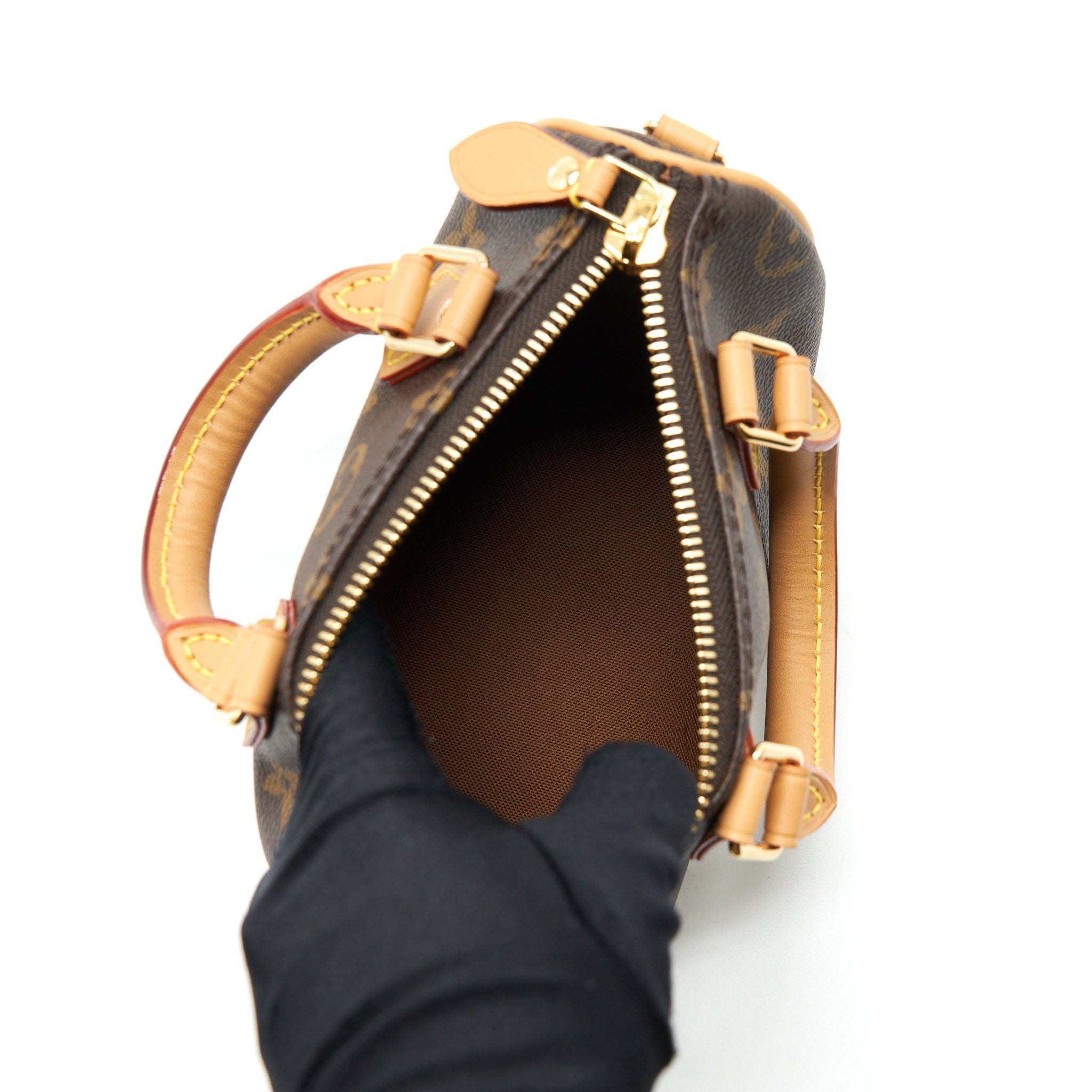 louis-vuitton-nano-speedy-monogram-canvas-new-version