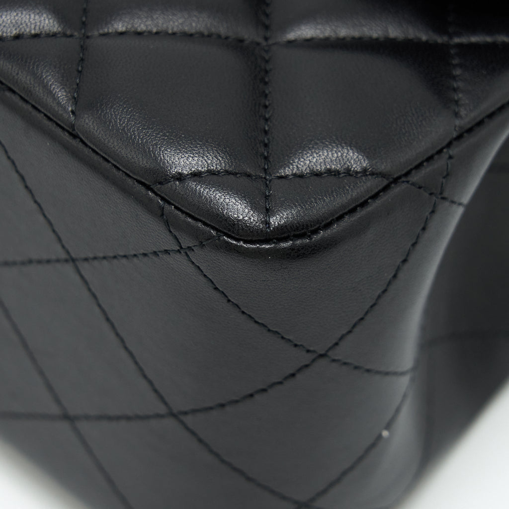 chanel-jumbo-classic-double-flap-lambskin-black-shw