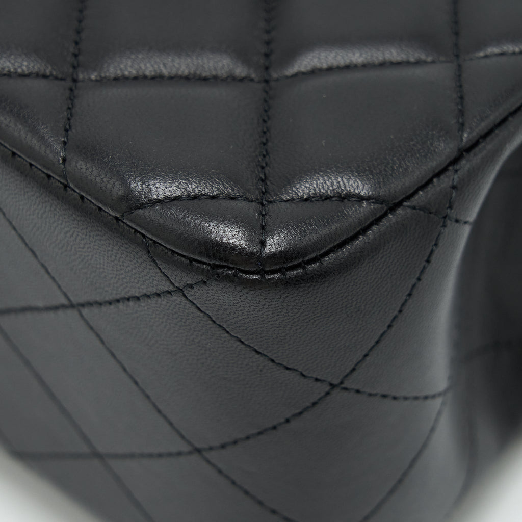 chanel-jumbo-classic-double-flap-lambskin-black-shw