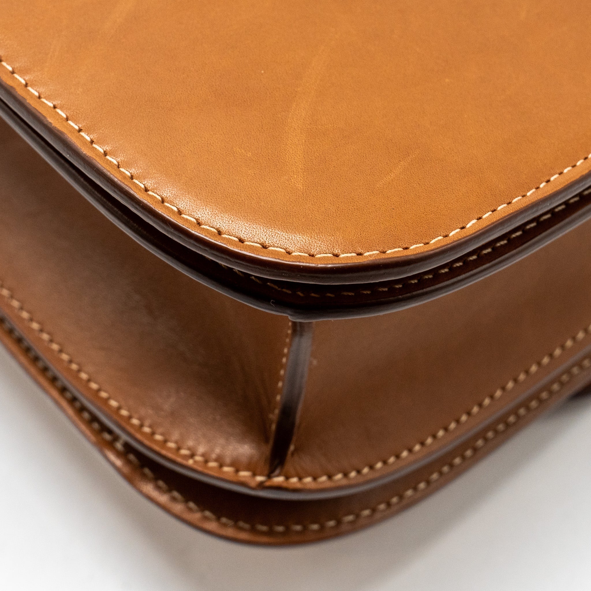 celine-medium-classic-box-bag-calfskin-brown-ghw