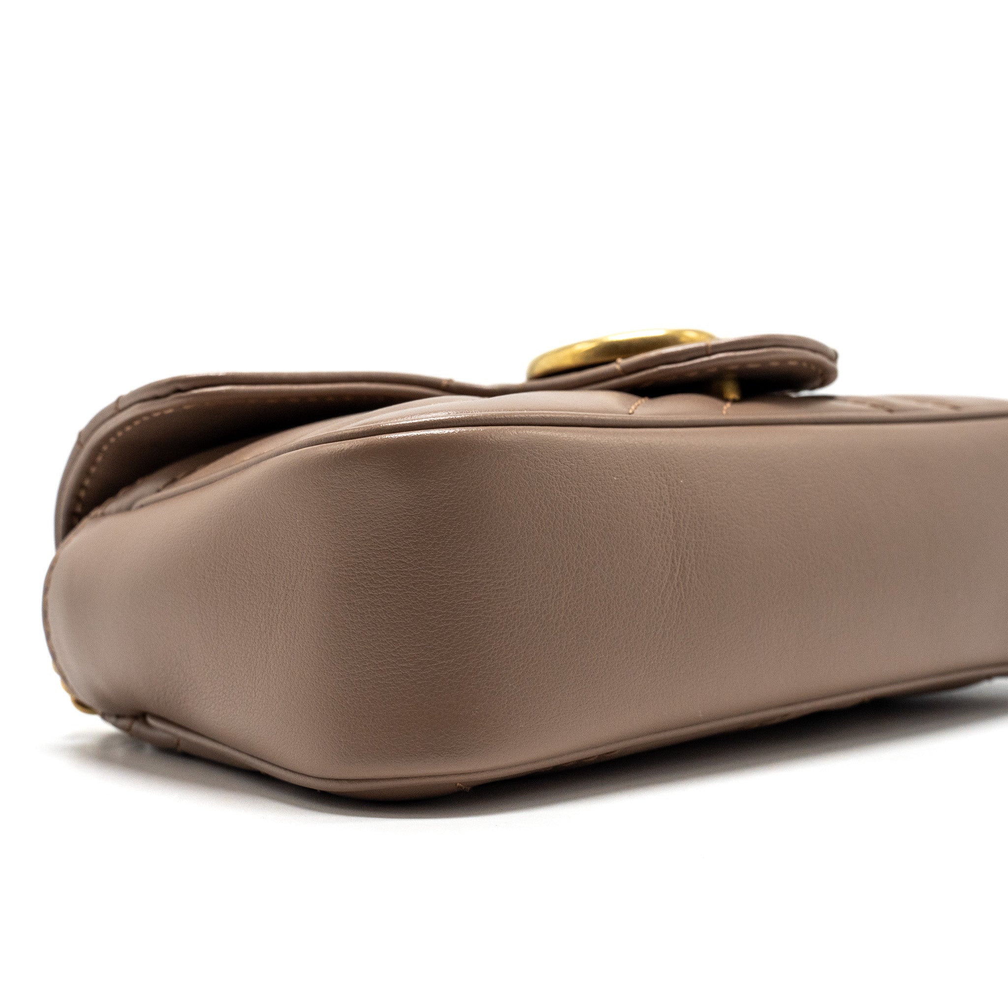 gucci-gg-marmont-super-mini-bag-calfskin-beige-ghw