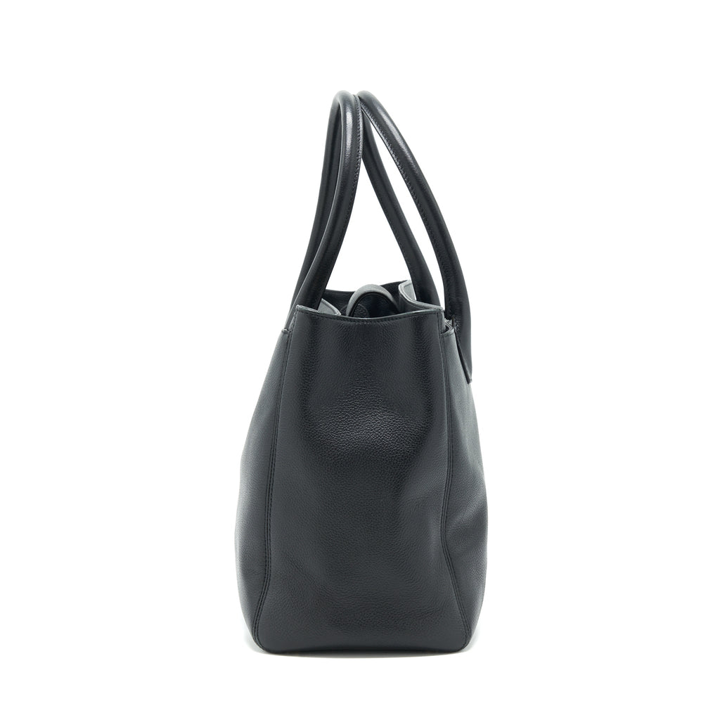 chanel-cerf-tote-bag-grained-calfskin-black-with-ghw