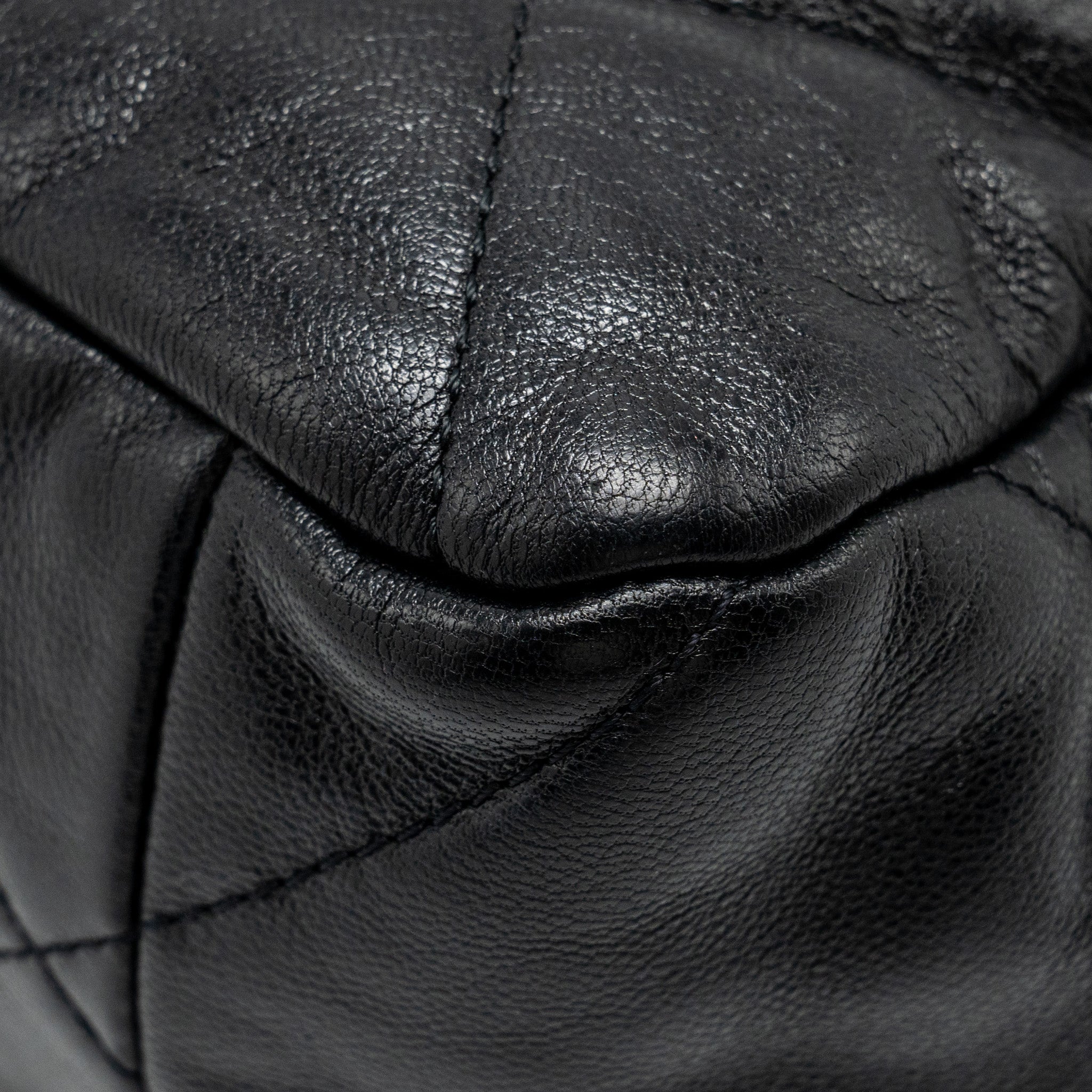 chanel-large-19-bag-lambskin-black-multicolour-hardware