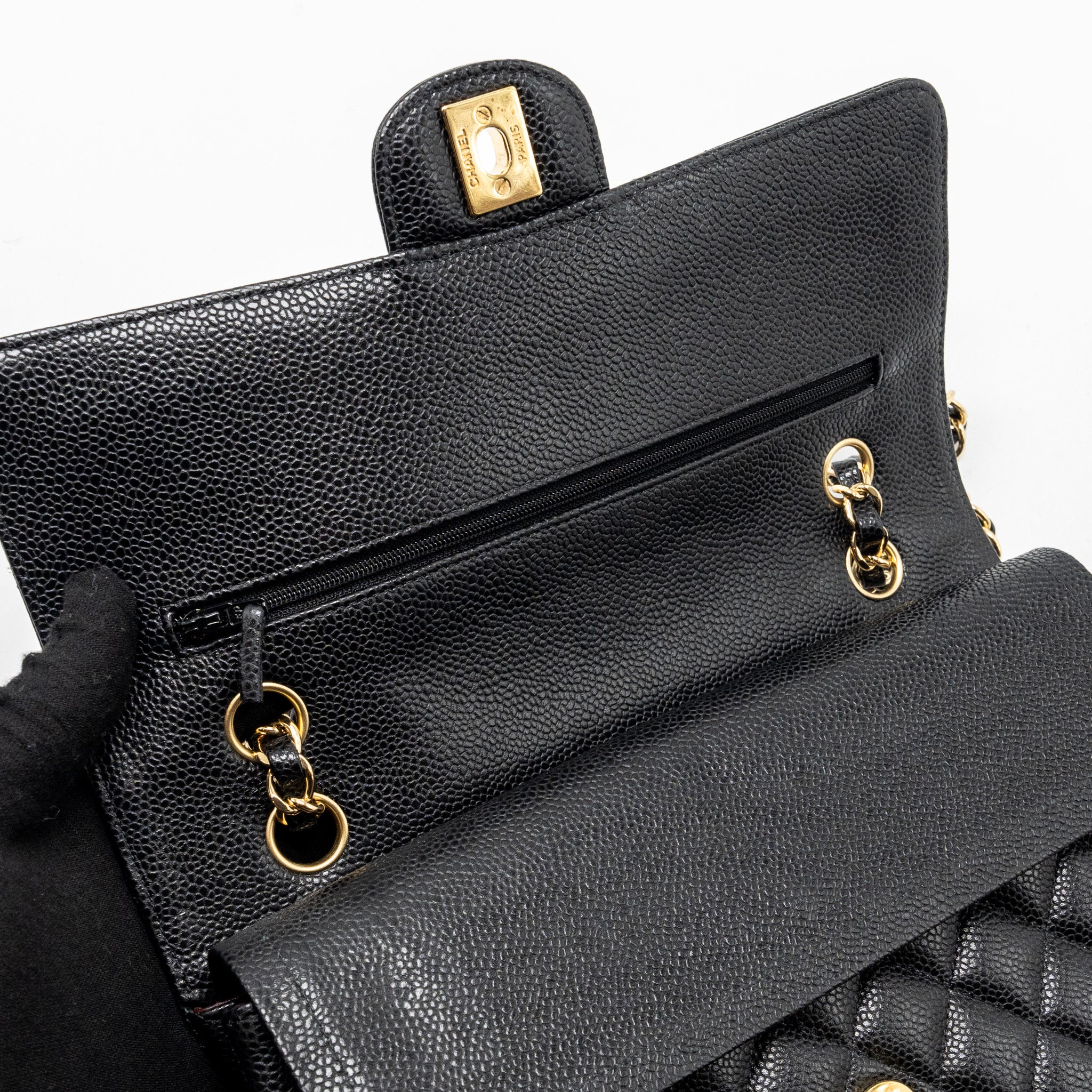 chanel-medium-classic-double-flap-bag-caviar-black-ghw-copy