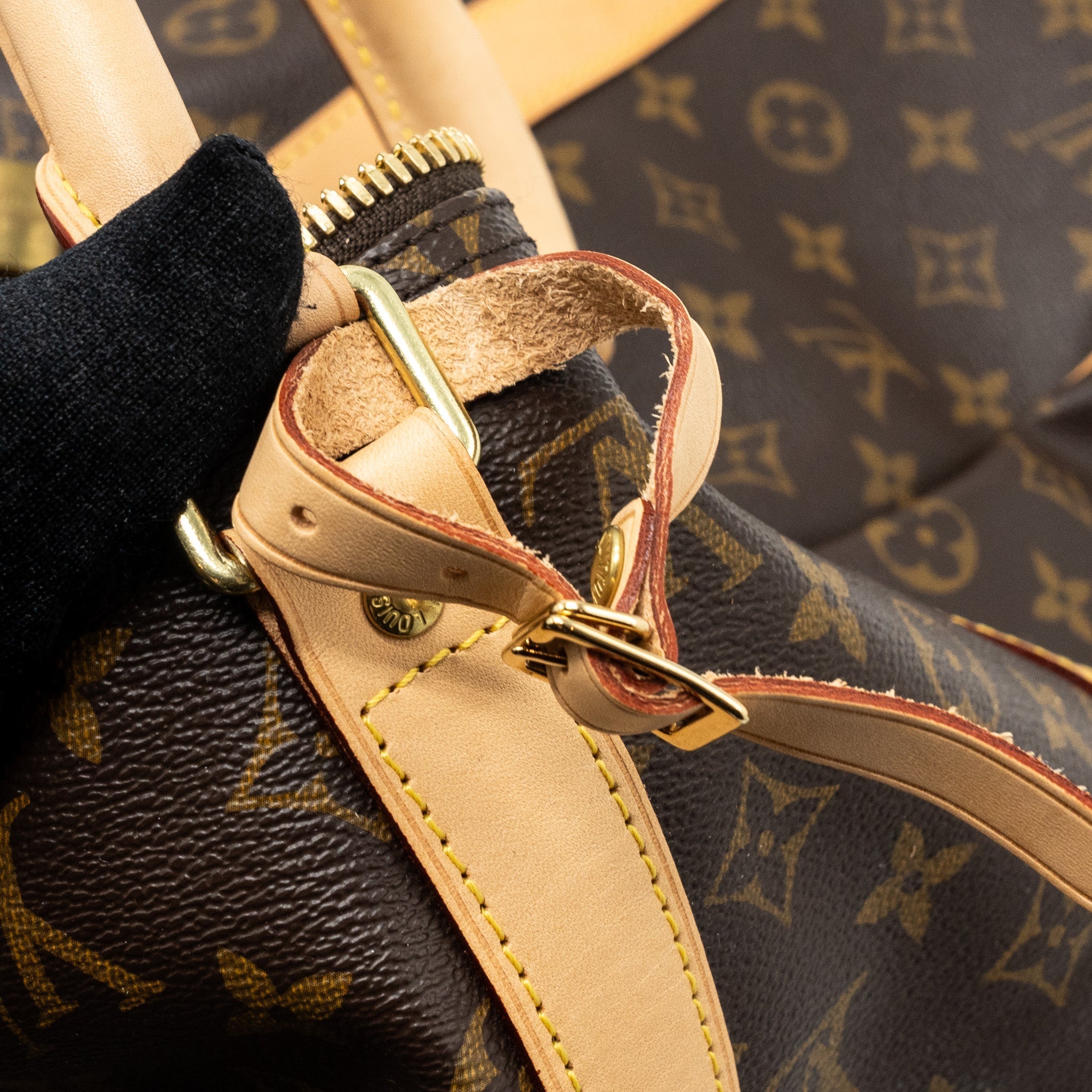louis-vuitton-keepall-bandoulire-50-monogram-canvas-ghw-1