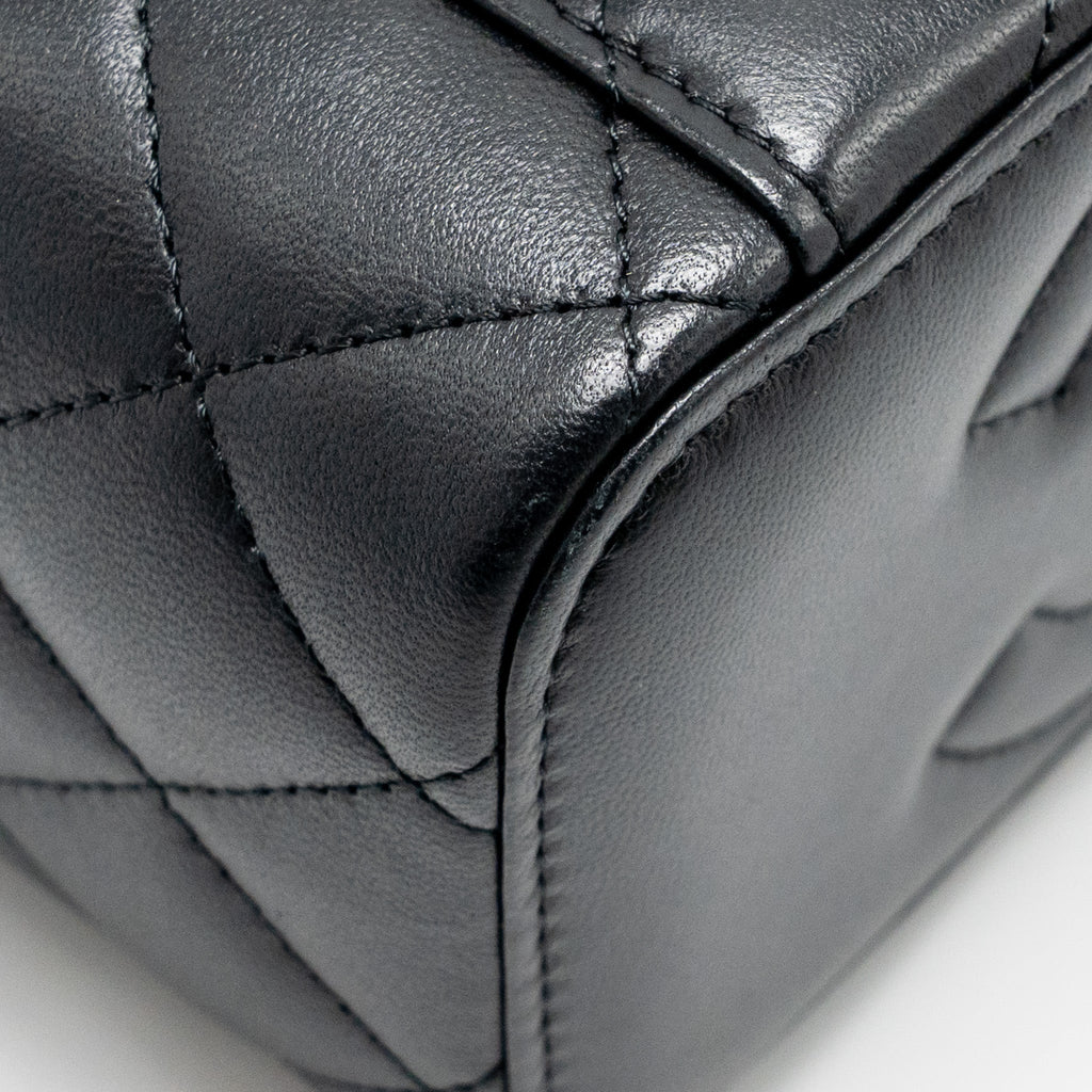 chanel-long-vanity-with-coco-charm-chain-lambskin-black-ghw-microchip