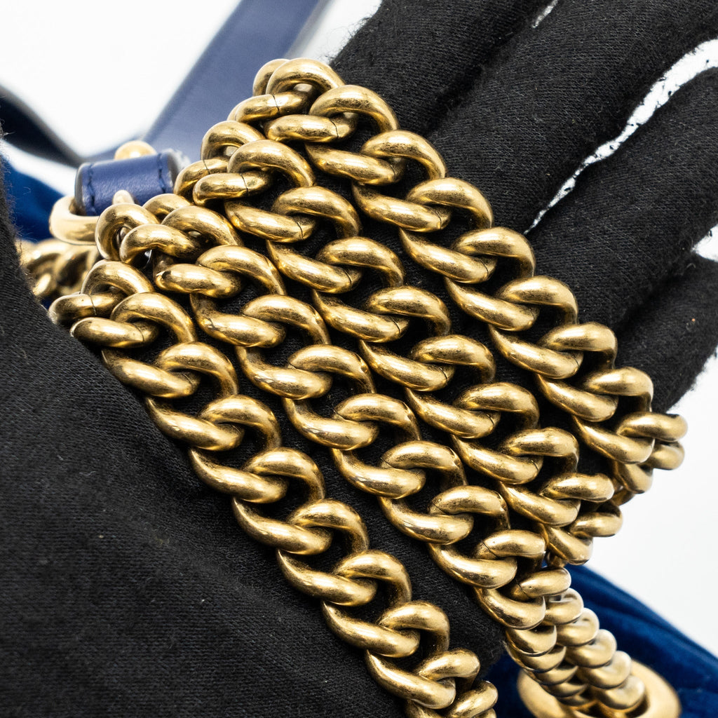gucci-gg-marmont-shoulder-bag-velvet-blue-ghw-g-g-18124