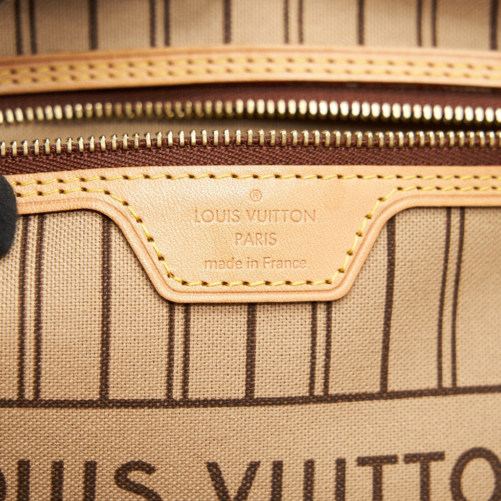 louis-vuitton-neverfull-mm-monogram-canvas-beige