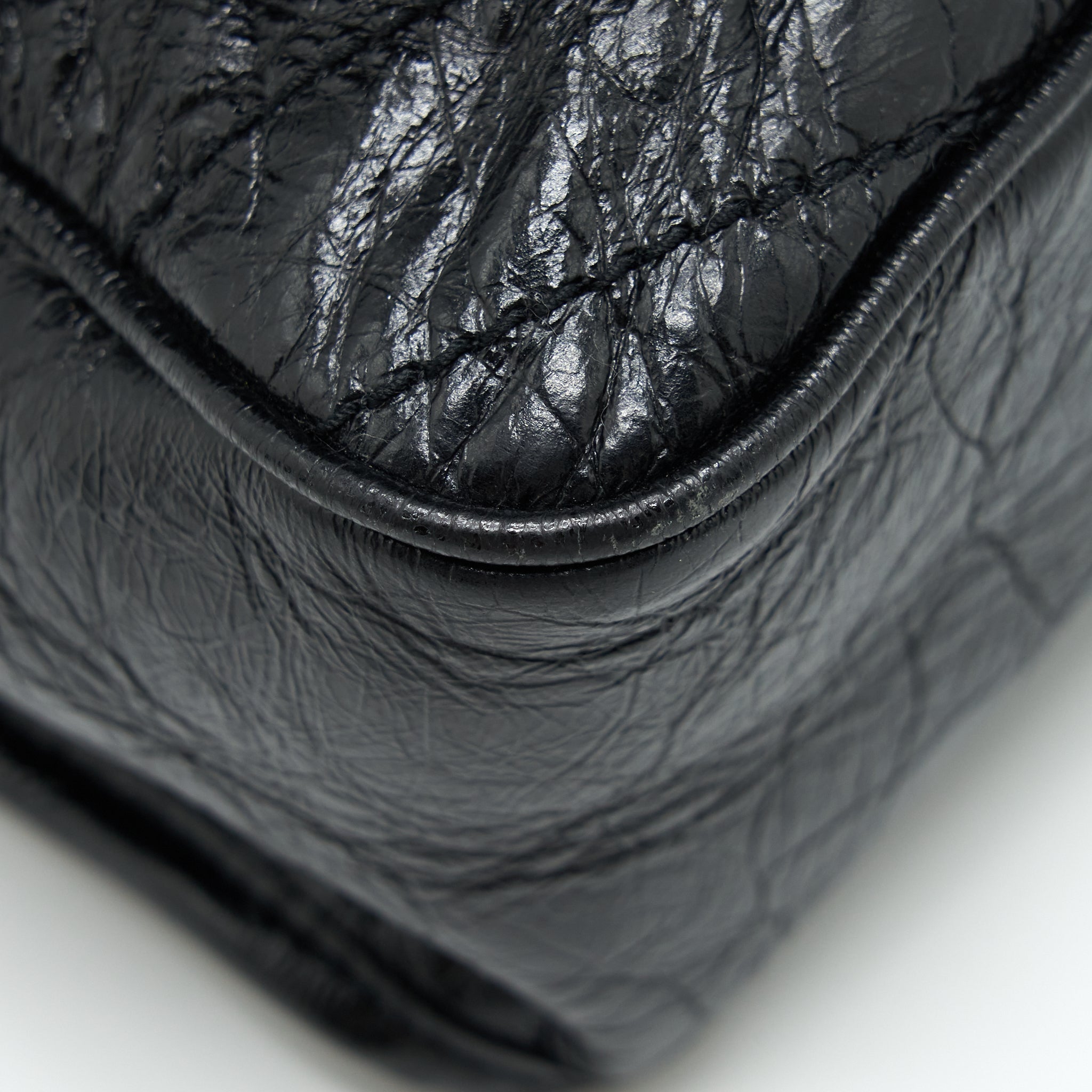 saint-laurent-large-niki-shoulder-bag-calfskin-black-shw