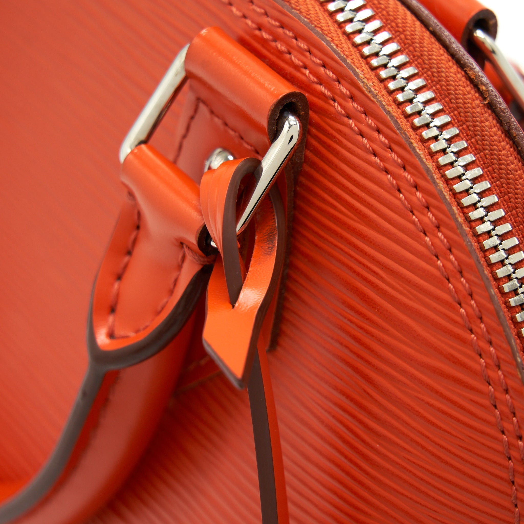 louis-vuitton-alma-bb-epi-orange-shw