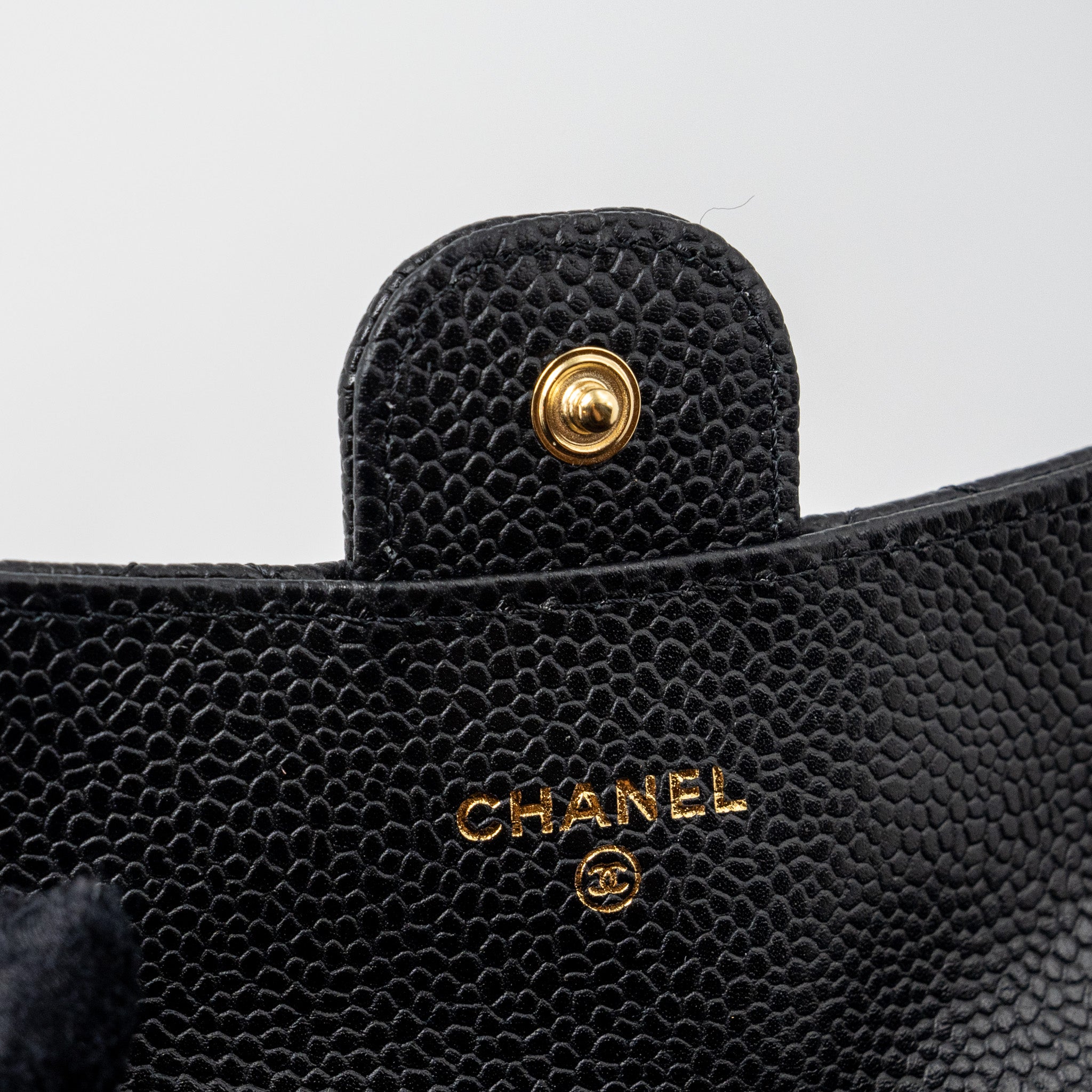 chanel-classic-flap-card-holder-caviar-leather-black-ghw-microchip