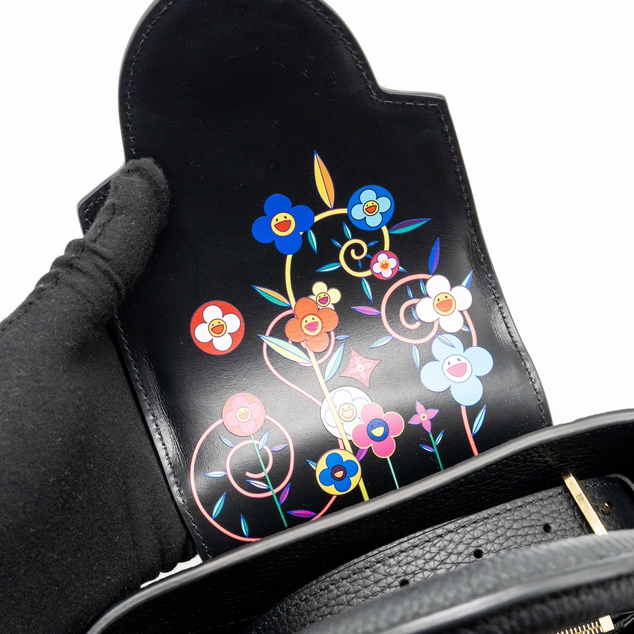 louis-vuitton-murakami-limited-edition-capucines-bb-taurillon-leather-black-ghw