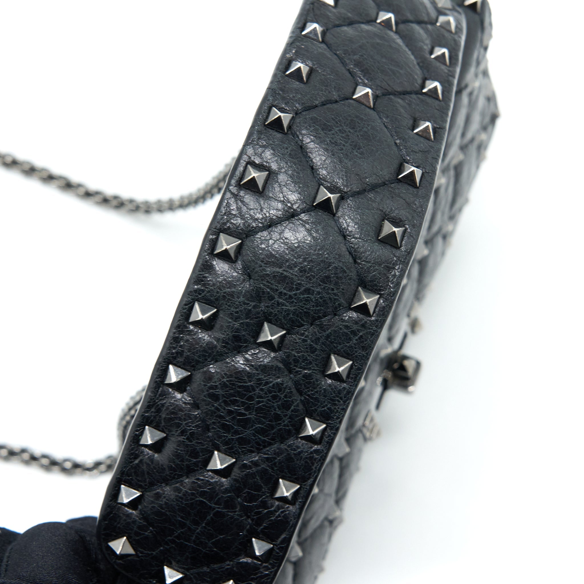 valentino-rockstud-top-handle-flap-bag-with-chain-black-shw