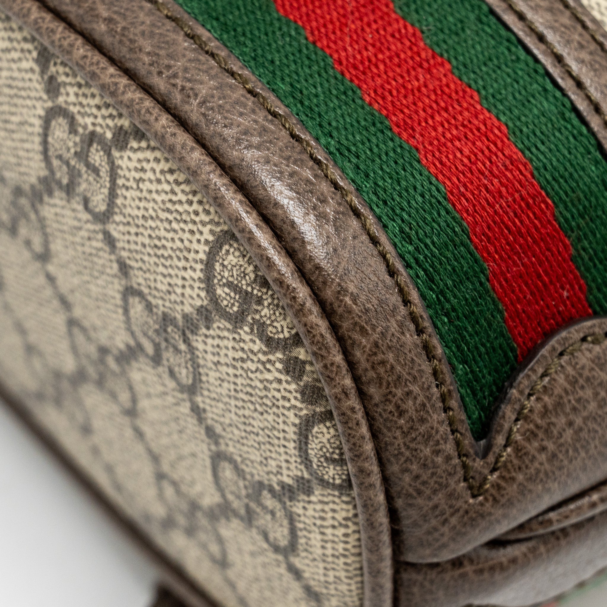 gucci-ophidia-mini-bucket-bag-gg-supreme-canvas-beige-ebony-ghw-copy-1