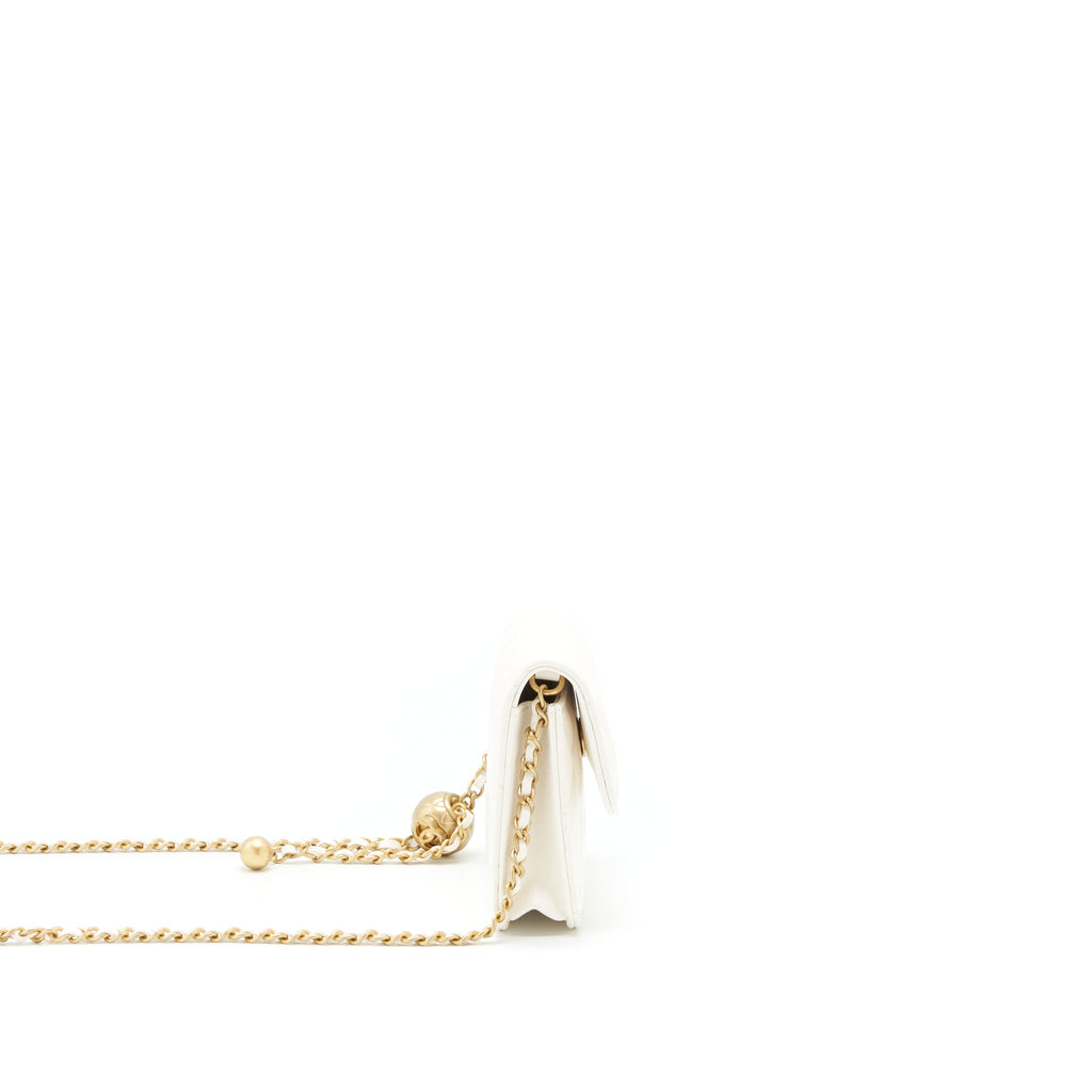 chanel-21b-pearl-crush-mini-flap-bag-with-chain-belt-bag-white-ghw