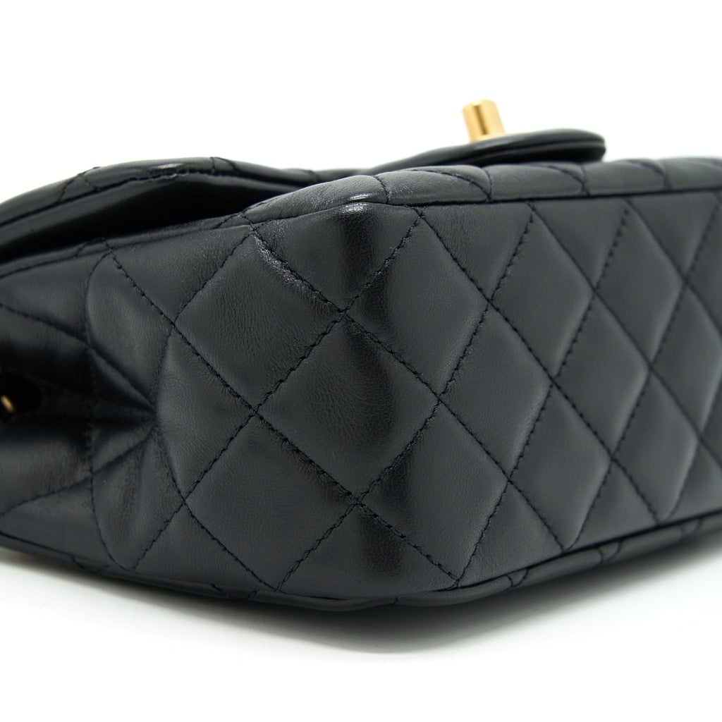 chanel-mini-square-pearl-crush-lambskin-black-ghw