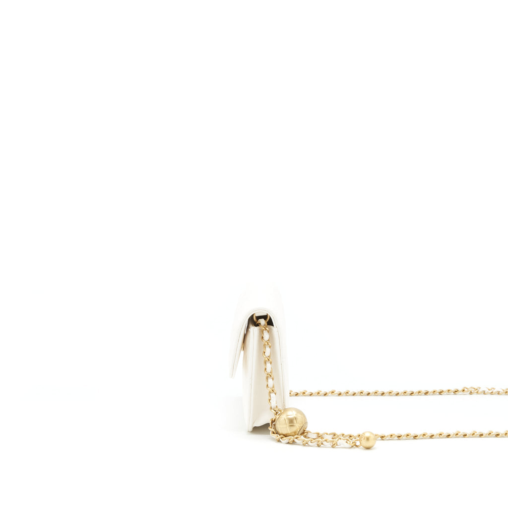 chanel-21b-pearl-crush-mini-flap-bag-with-chain-belt-bag-white-ghw