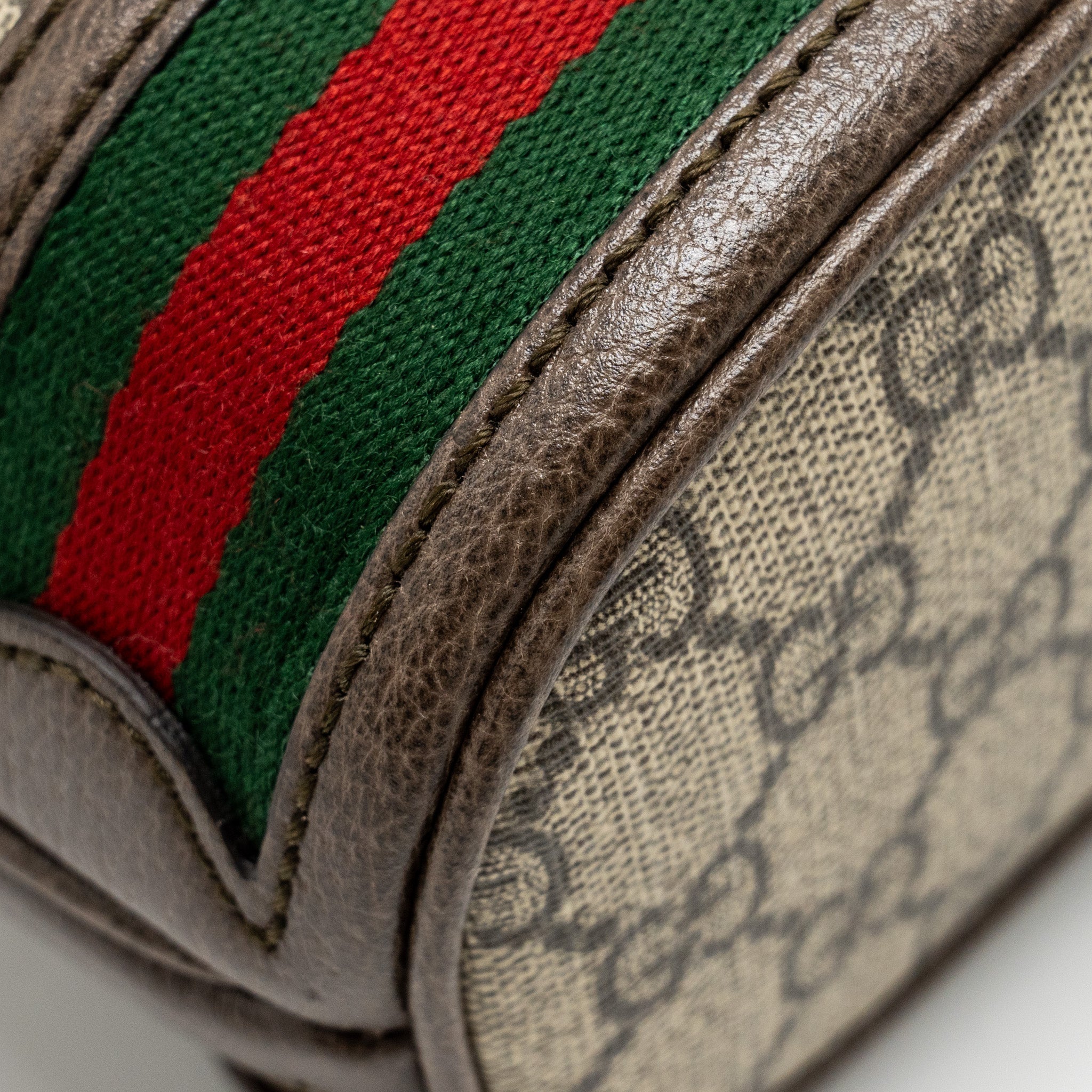 gucci-ophidia-mini-bucket-bag-gg-supreme-canvas-beige-ebony-ghw-copy-1