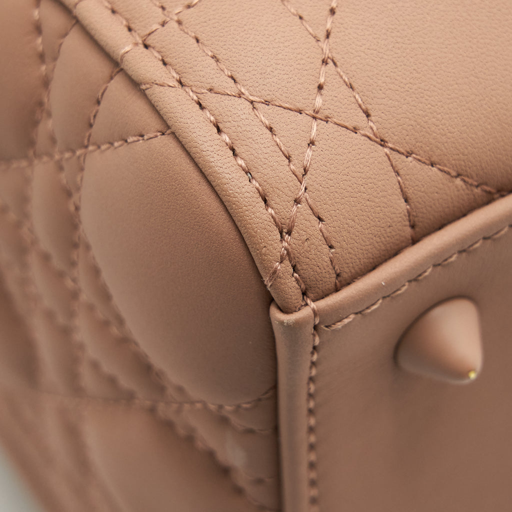 dior-medium-lady-dior-blush-ultramatte-cannage-calfskin-bag