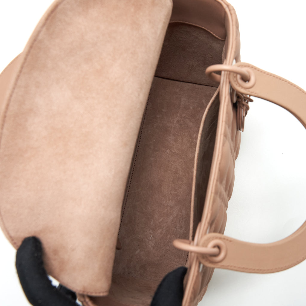 dior-medium-lady-dior-blush-ultramatte-cannage-calfskin-bag