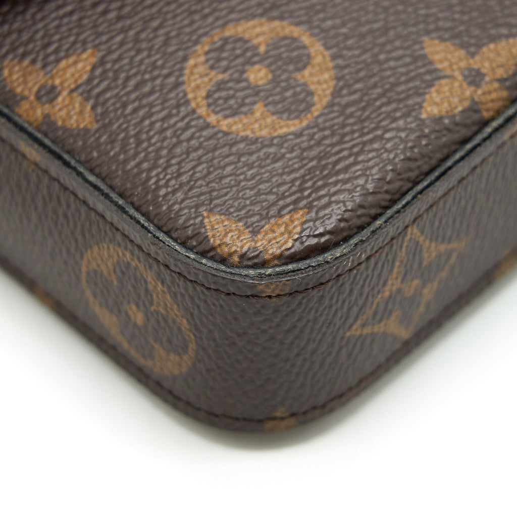 louis-vuitton-felicie-pochette-monogram-canvas-ghw