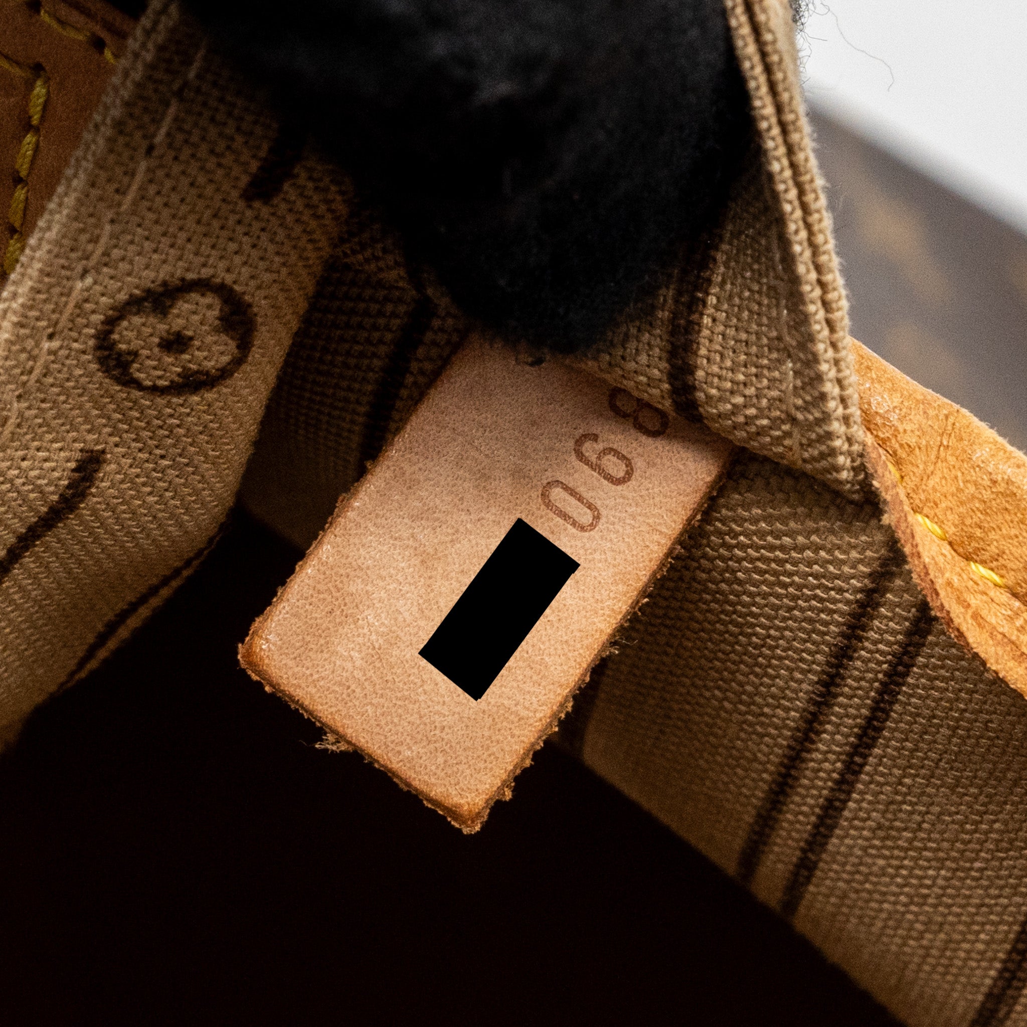 louis-vuitton-neverfull-gm-monogram-canvas-ghw-6