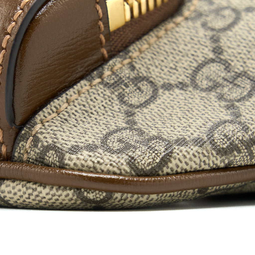 gucci-belt-bag-with-interlocking-g-gg-supreme-canvas-ghw