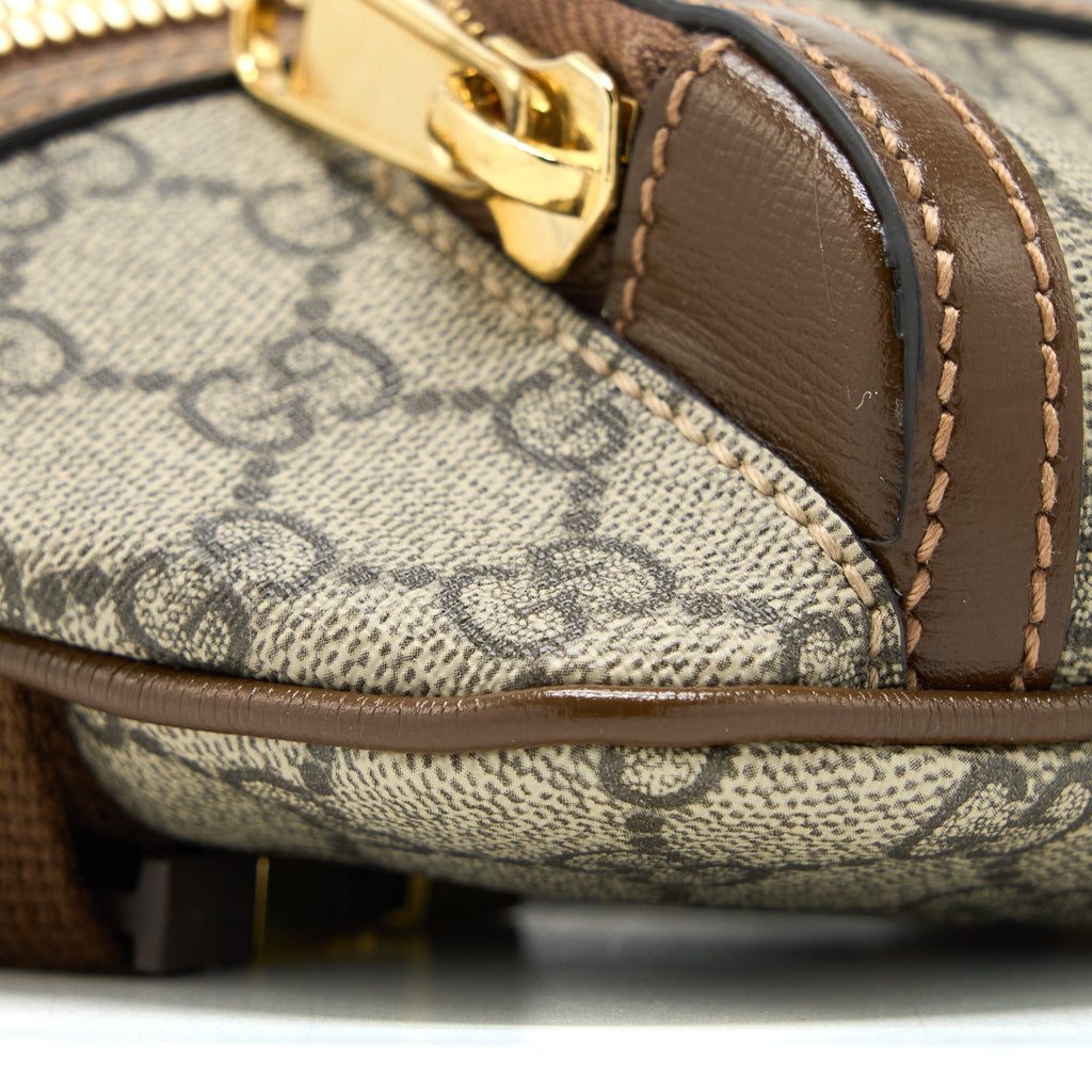 gucci-belt-bag-with-interlocking-g-gg-supreme-canvas-ghw