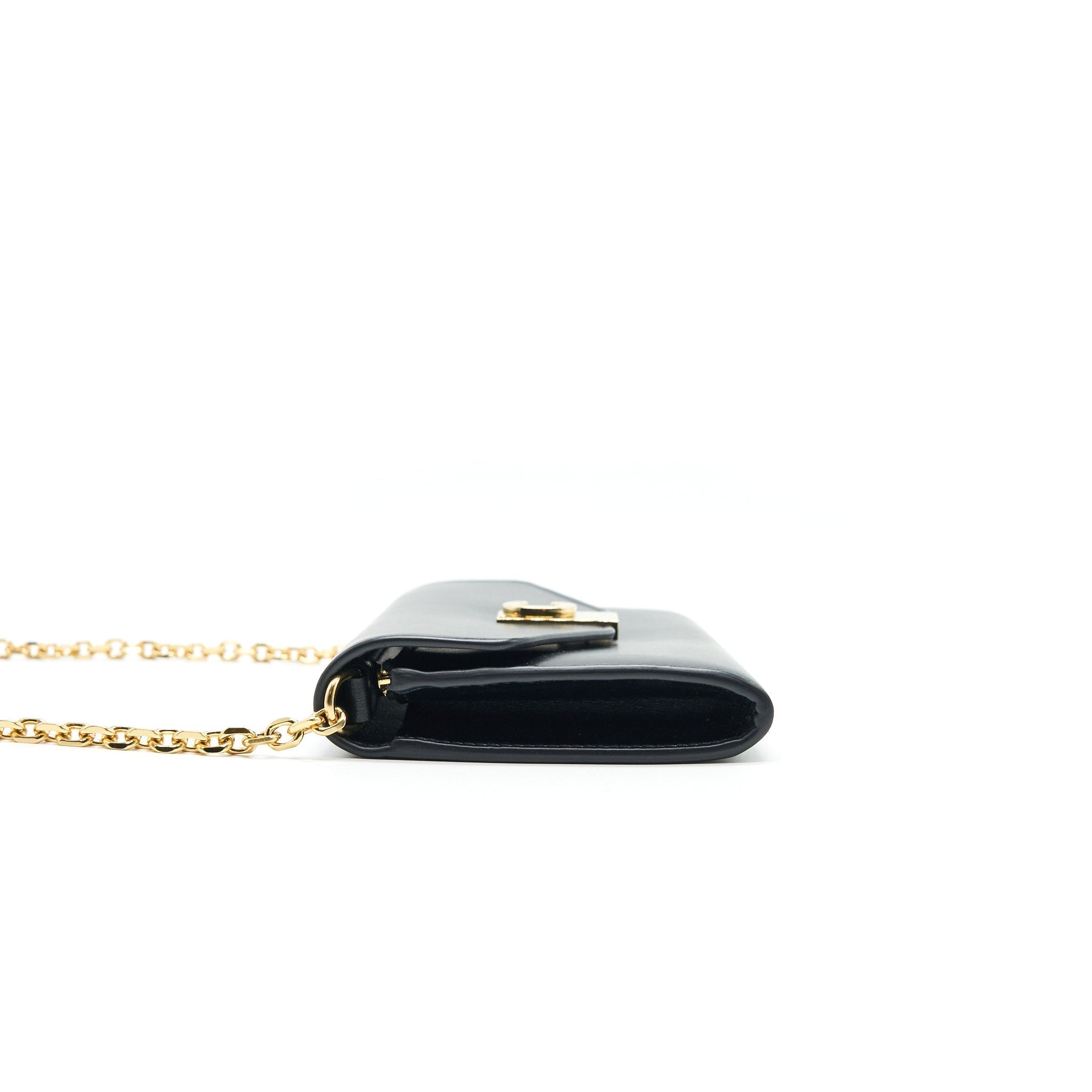 celine-calfskin-c-wallet-on-chain-bag-black-ghw