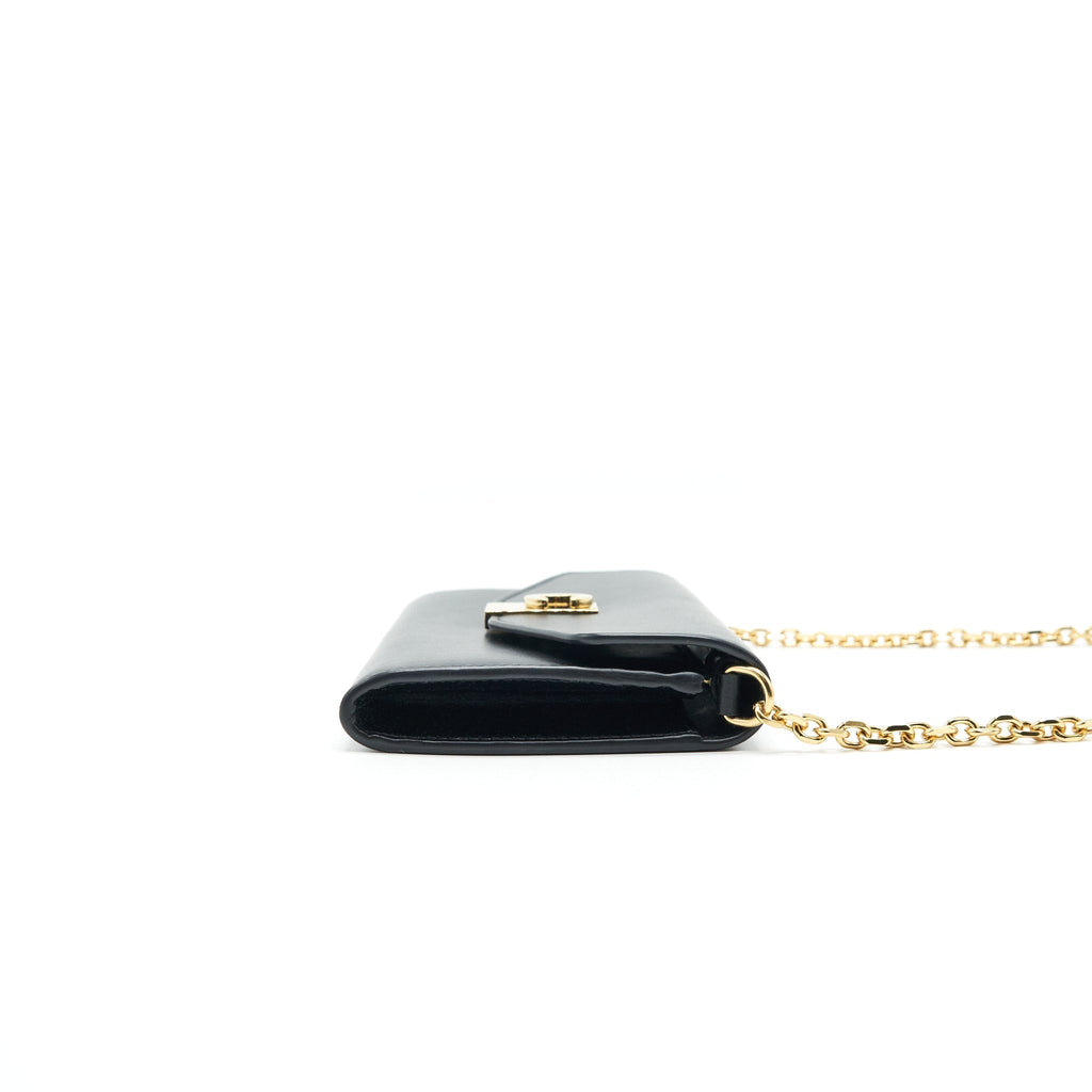 celine-calfskin-c-wallet-on-chain-bag-black-ghw